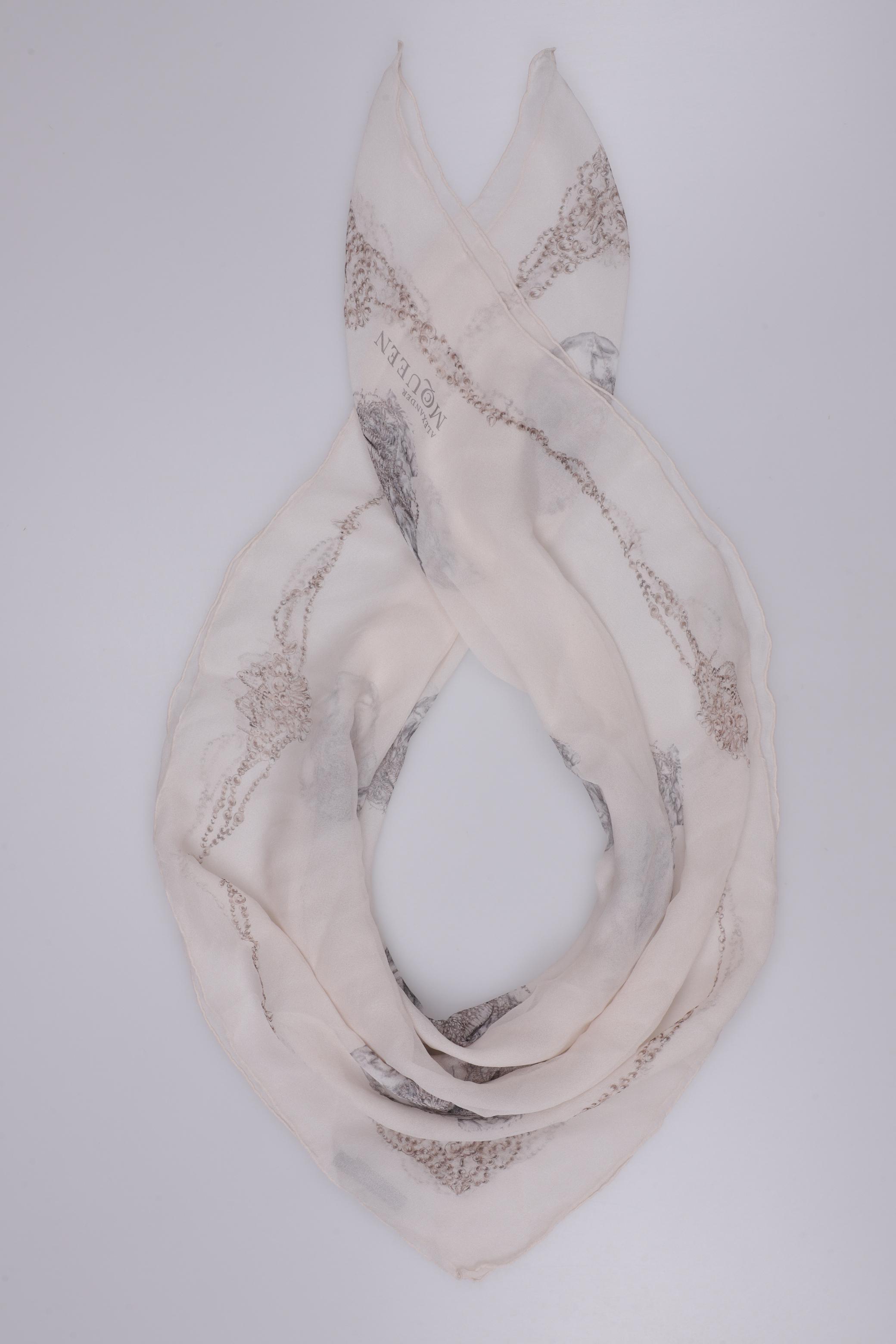 

Alexander McQueen Damen Schal, beige