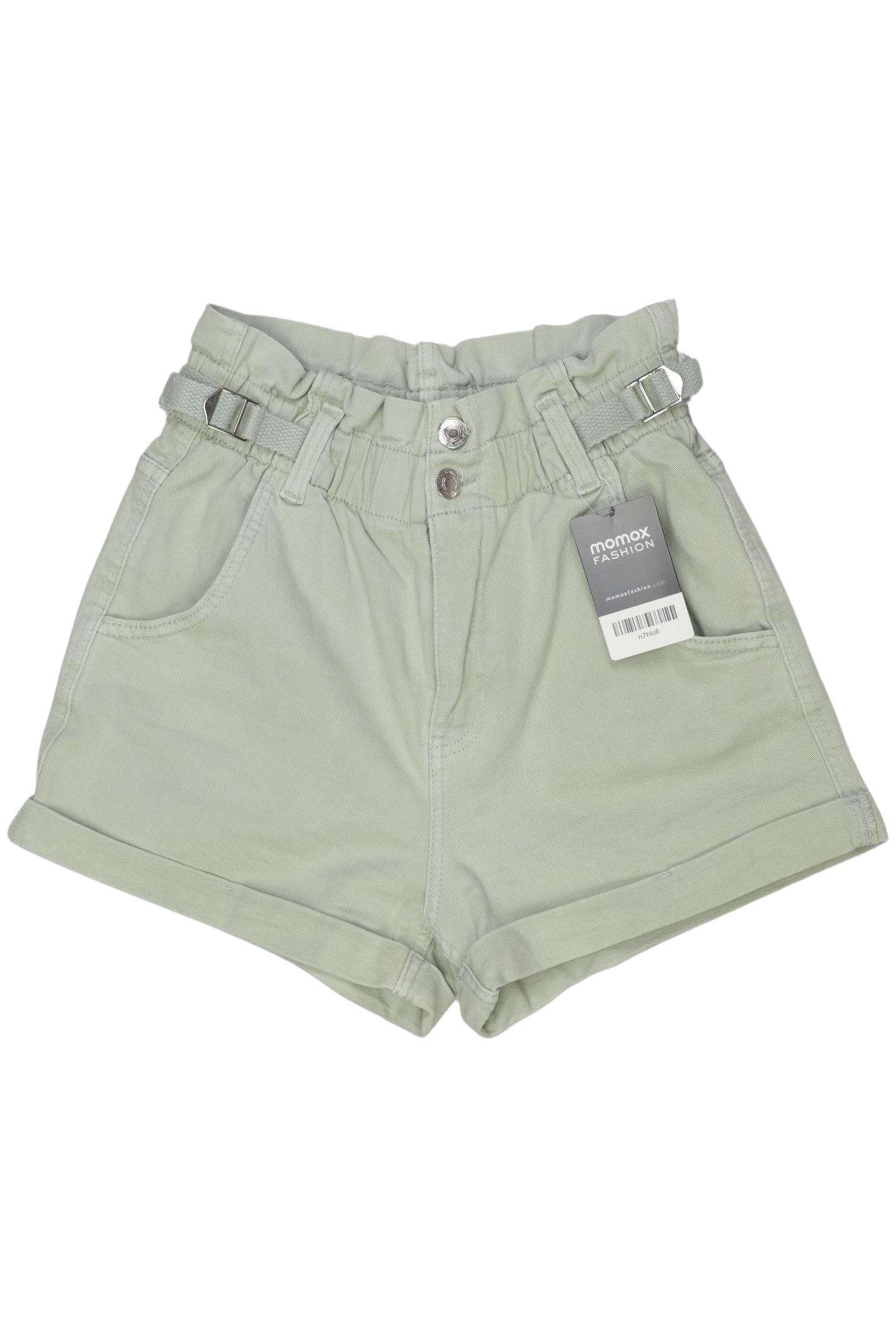 

bershka Damen Shorts, hellgrün, Gr. 36