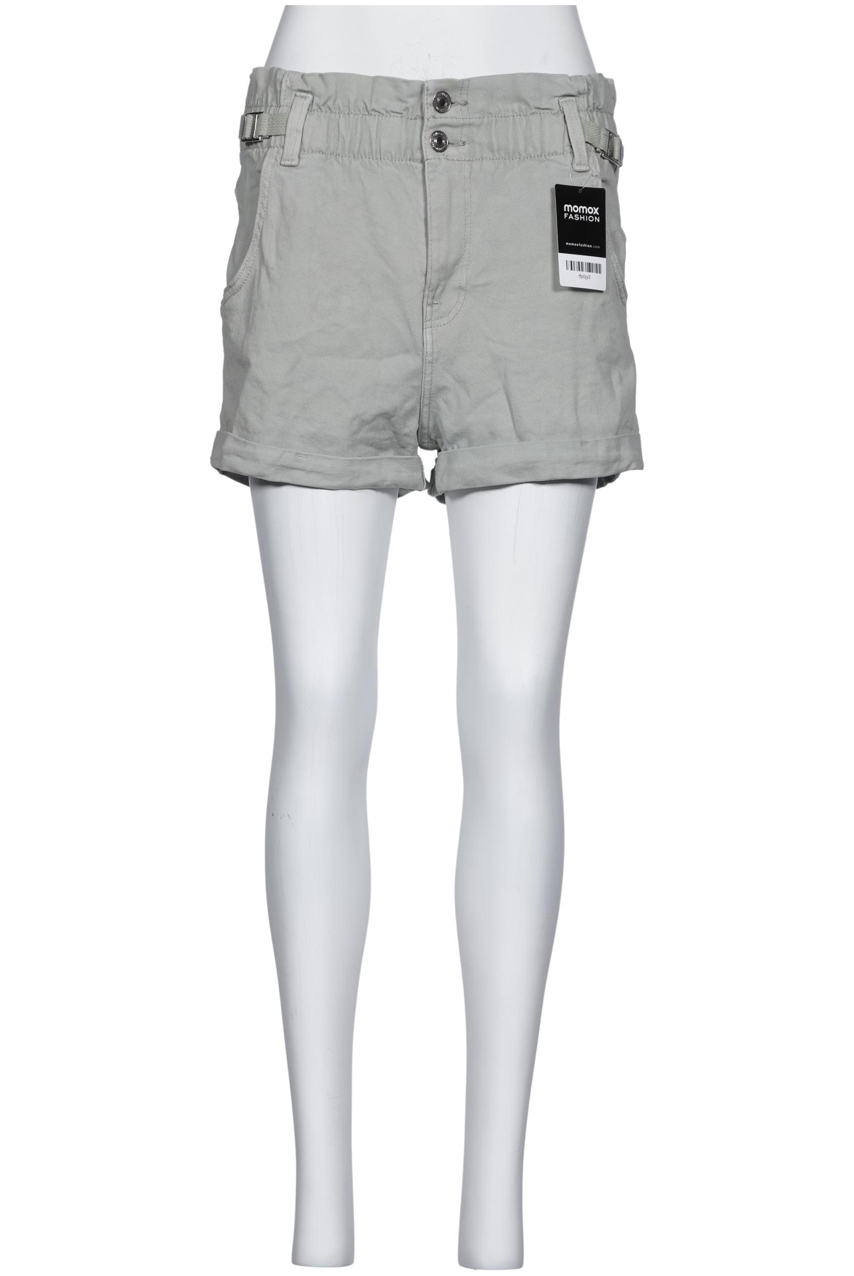 

bershka Damen Shorts, hellgrün, Gr. 38