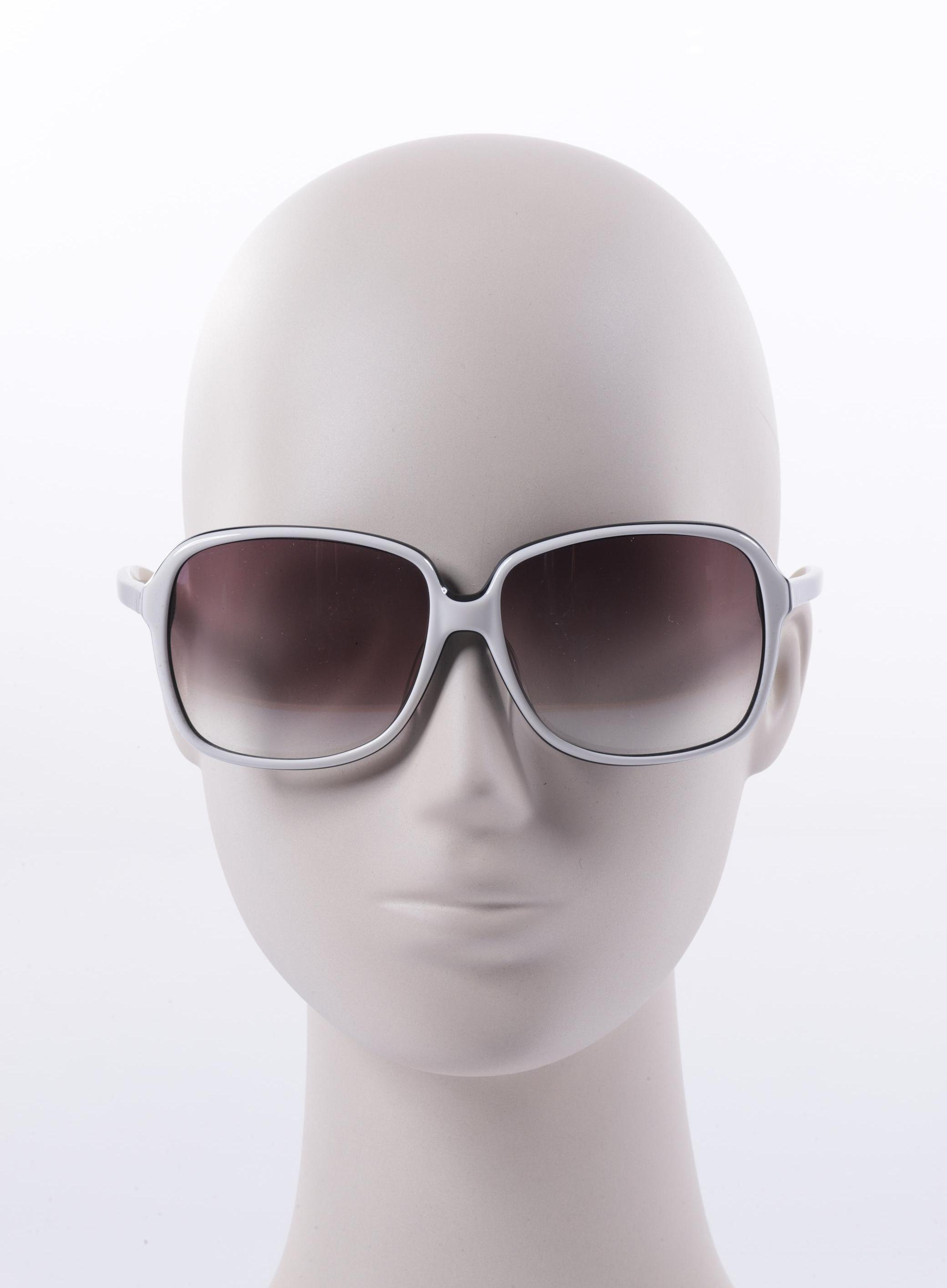 

Calvin Klein Damen Sonnenbrille, weiß, Gr.