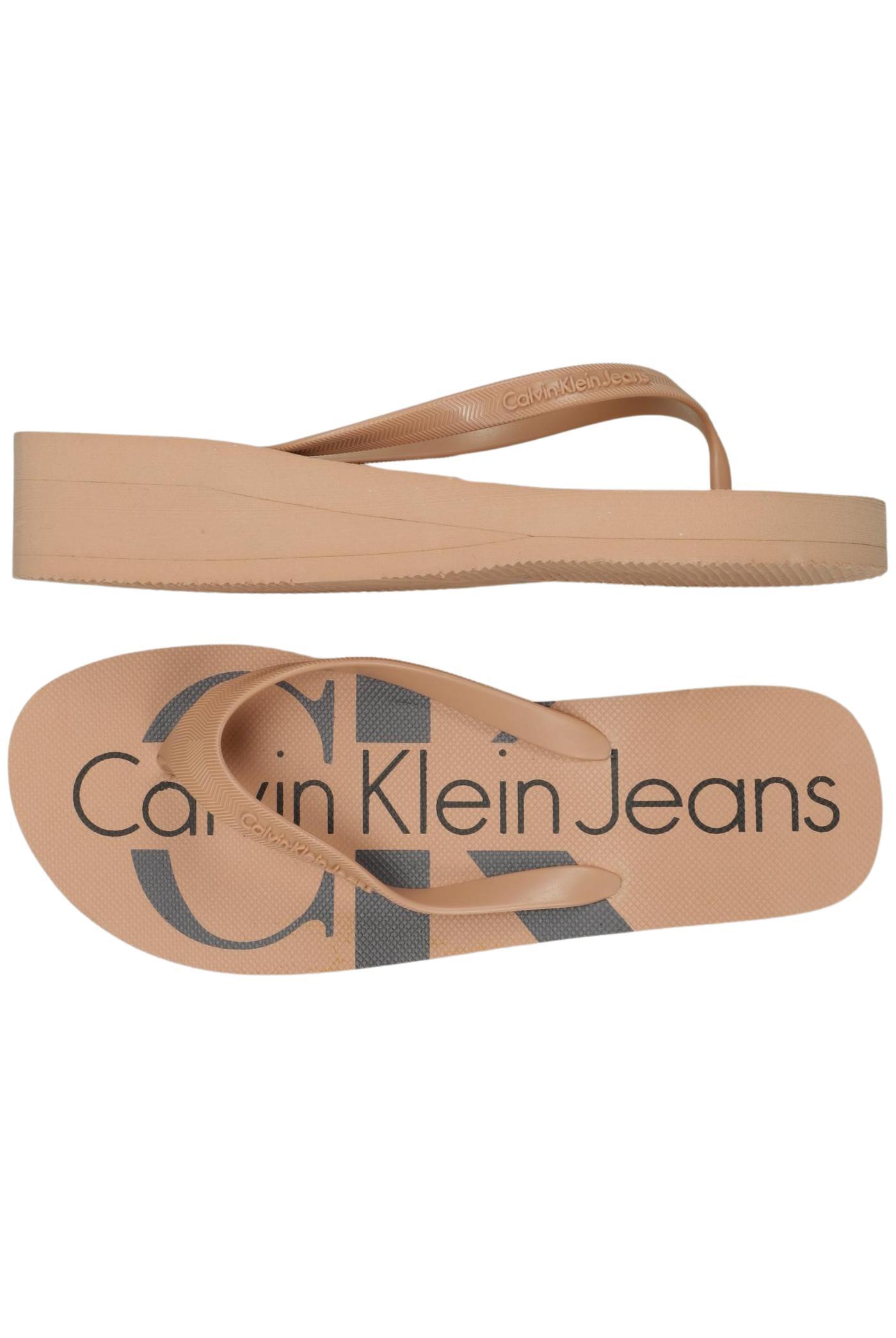 

Calvin Klein Jeans Damen Sandale, beige, Gr. 38