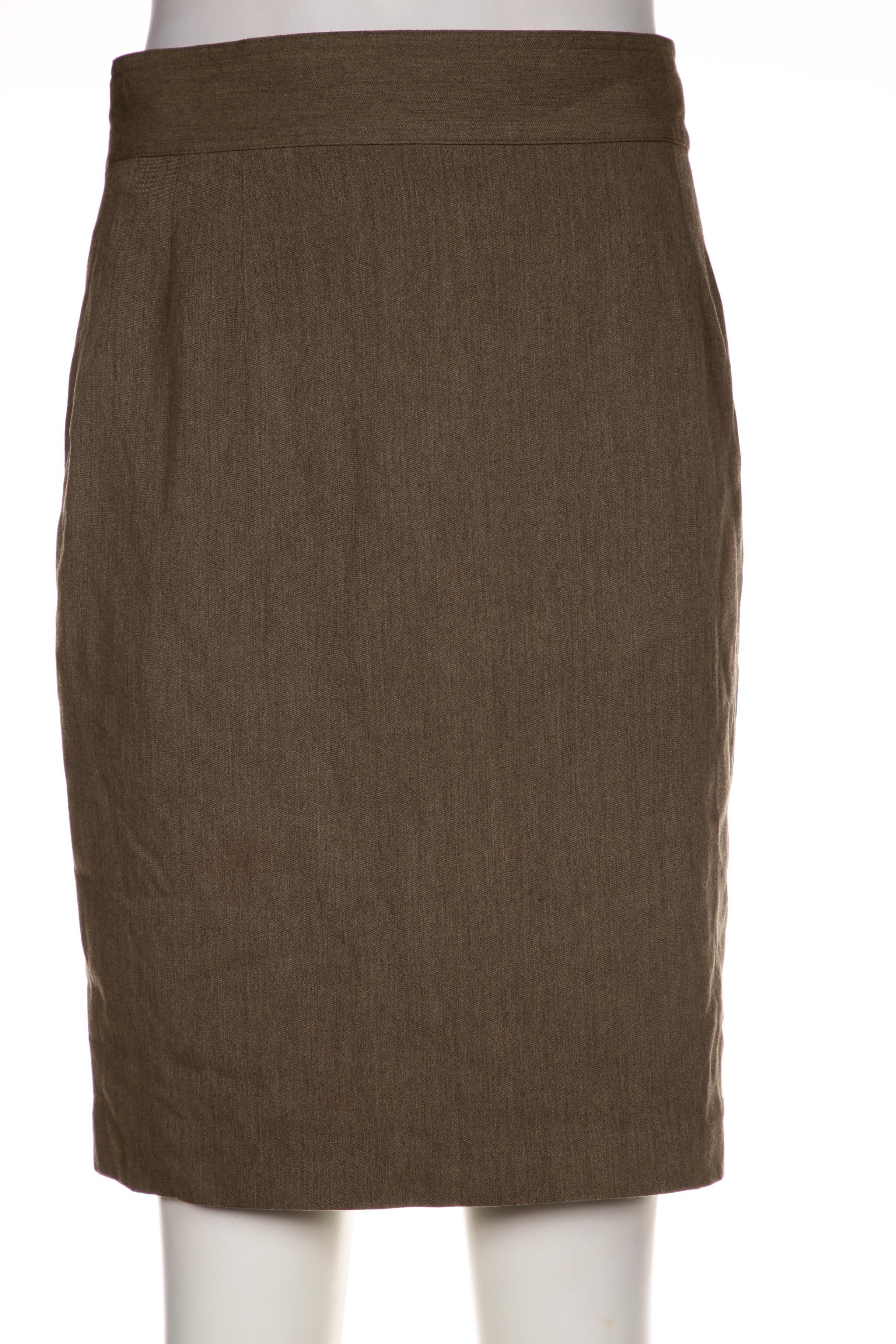 

Cartoon Damen Rock, grau