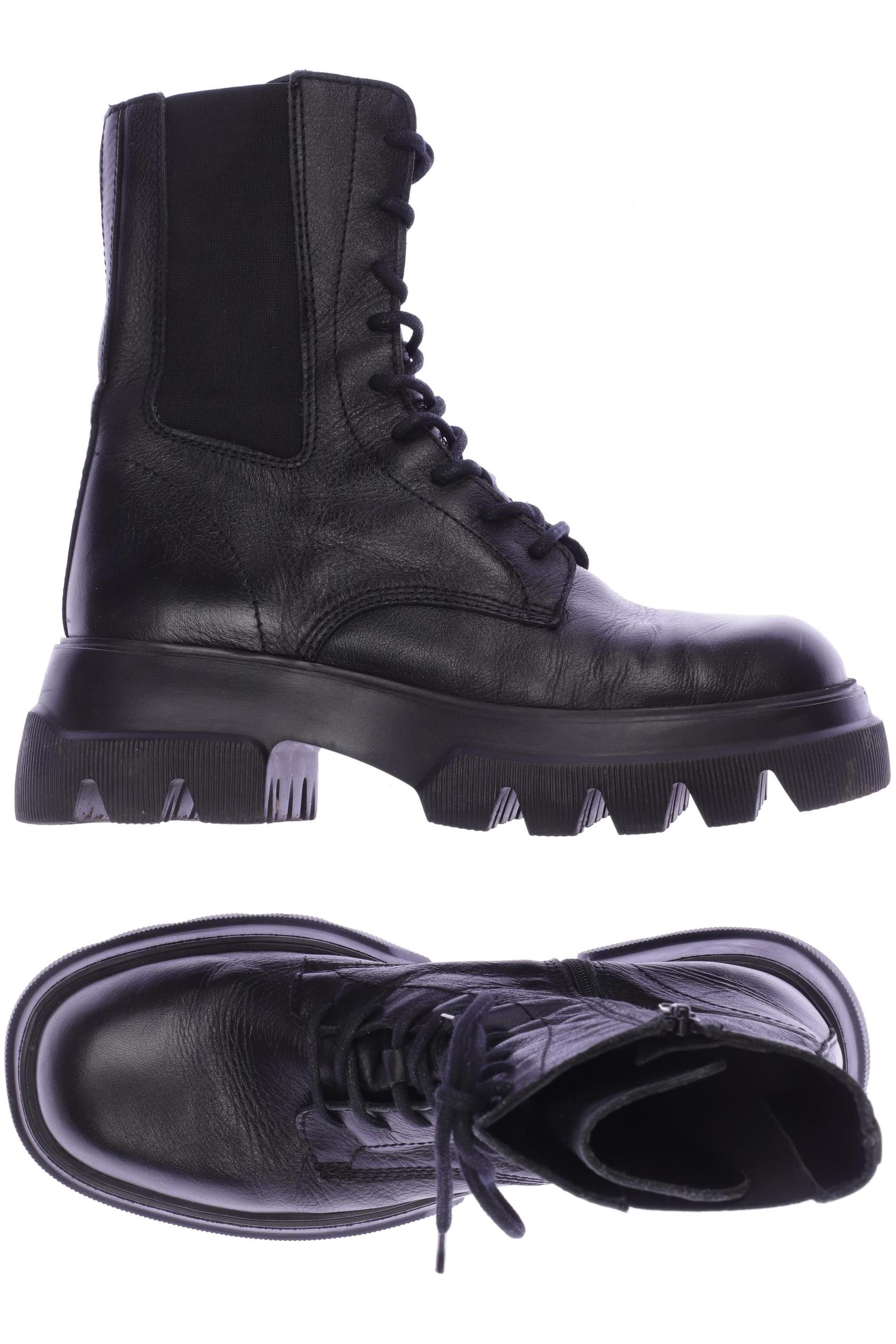 

Copenhagen Studios Damen Stiefelette, schwarz, Gr. 40