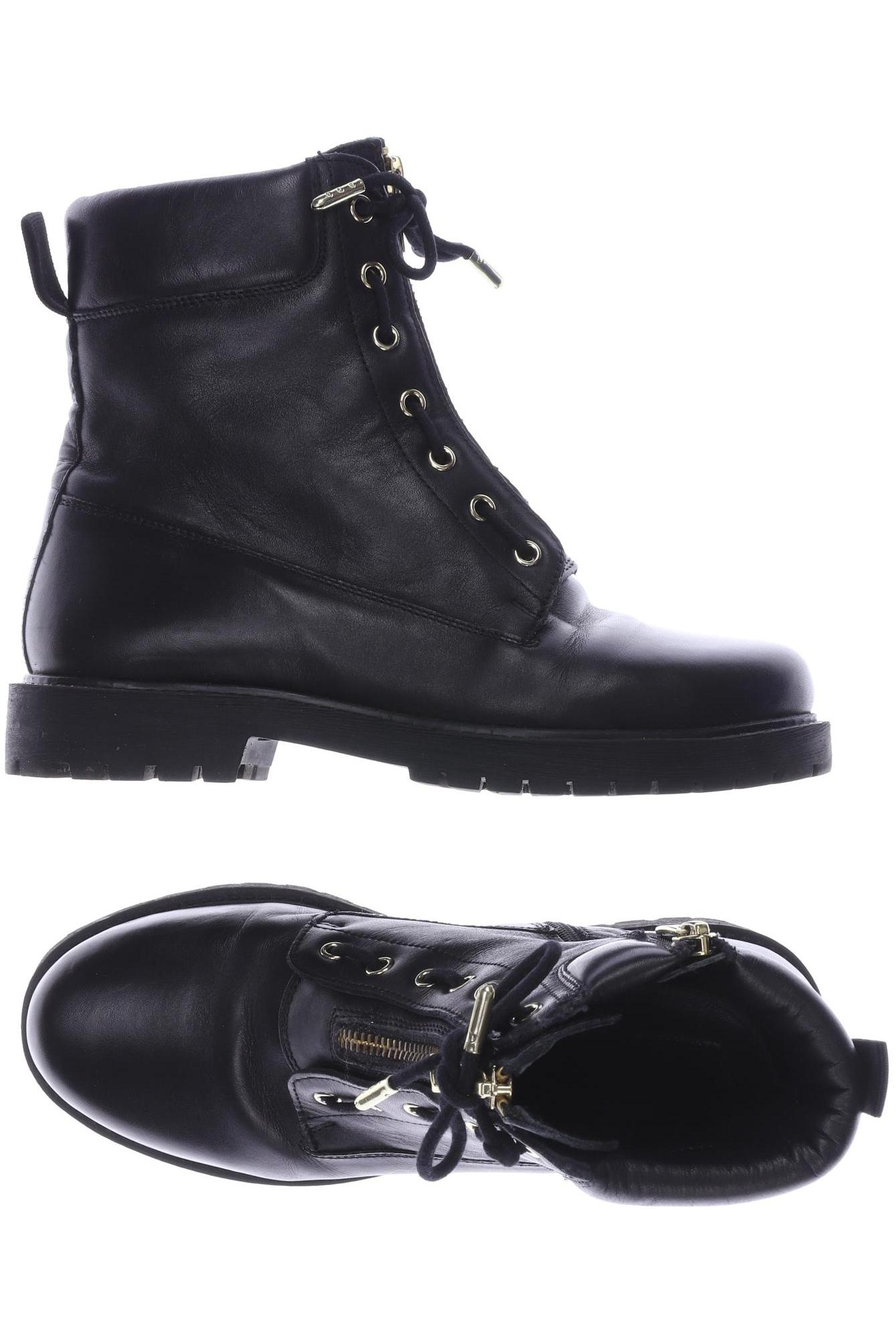 

Copenhagen Studios Damen Stiefelette, schwarz, Gr. 37