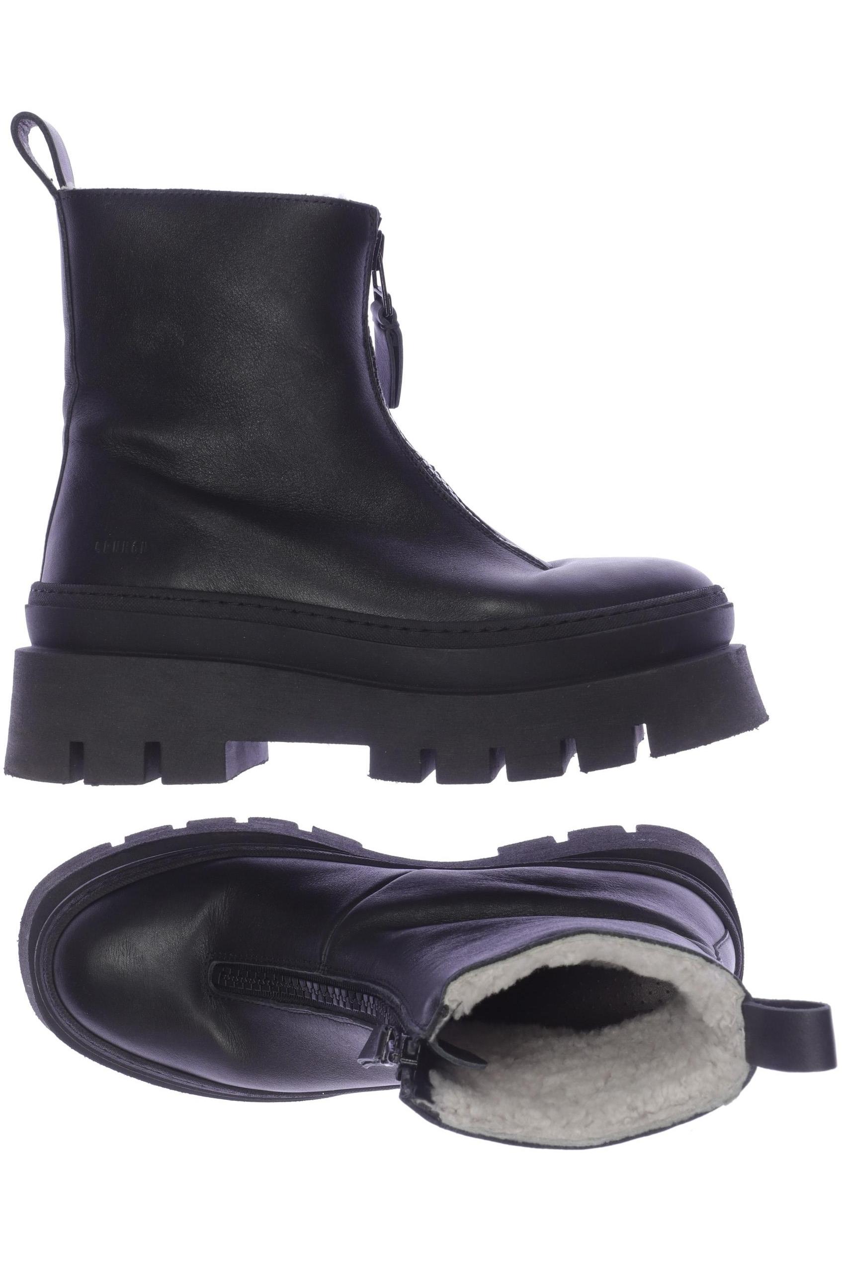 

Copenhagen Studios Damen Stiefelette, schwarz, Gr. 41