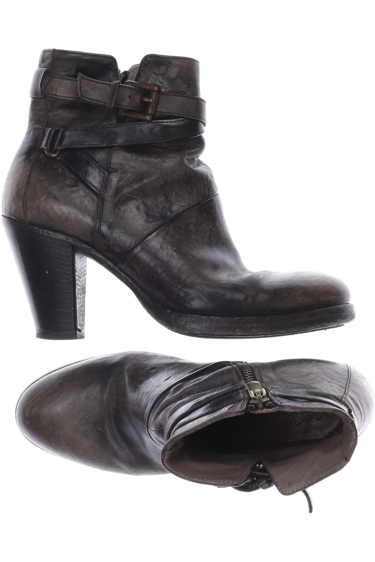 

Corvari Damen Stiefelette, braun