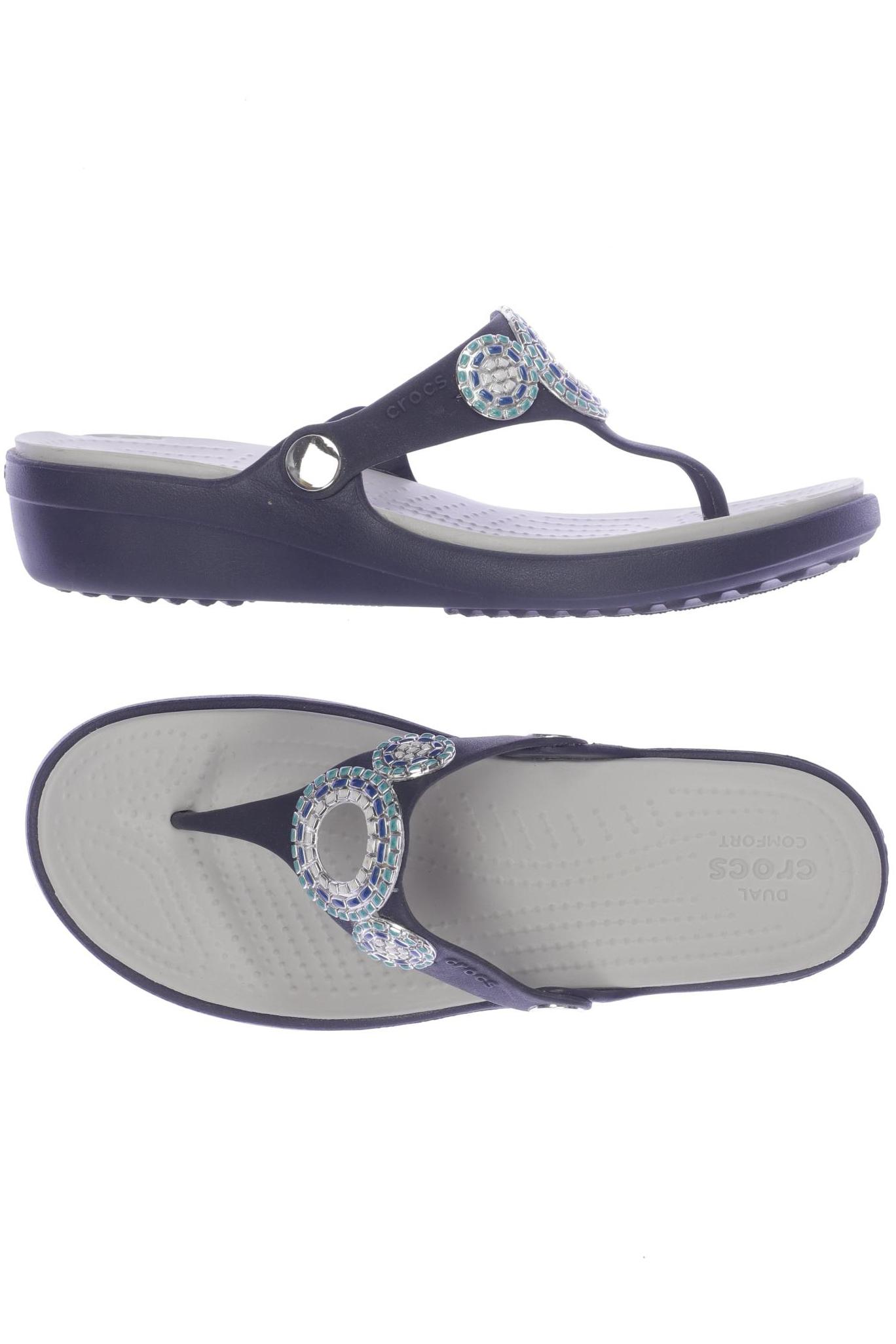 

Crocs Damen Sandale, marineblau, Gr. 7