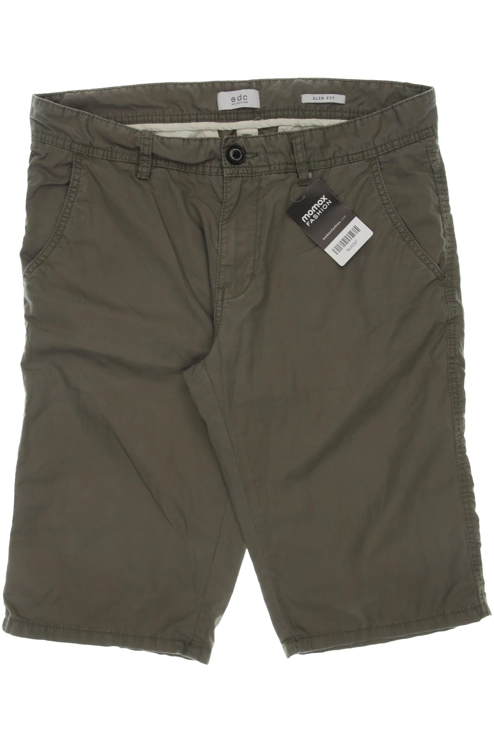 

edc Herren Shorts, grün