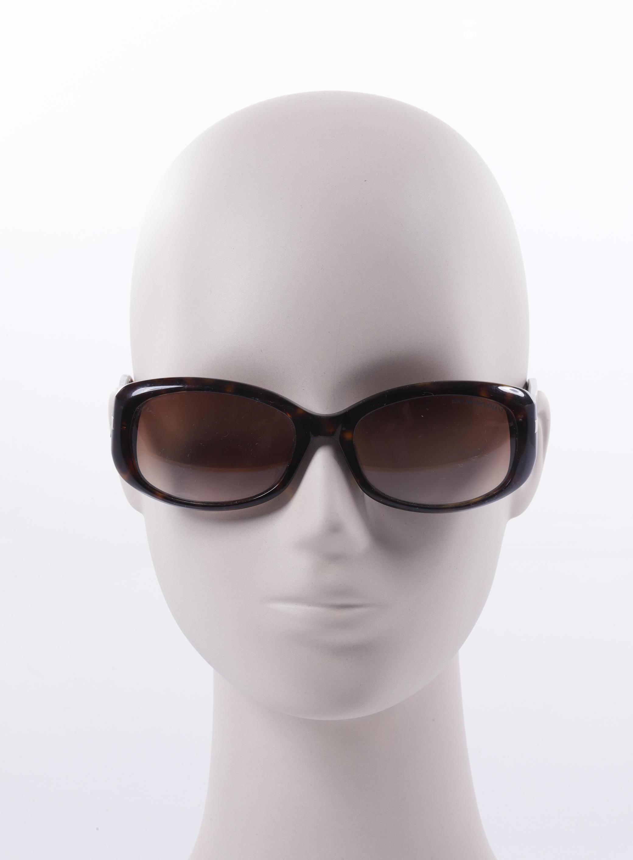 

Emporio Armani Damen Sonnenbrille, schwarz, Gr.