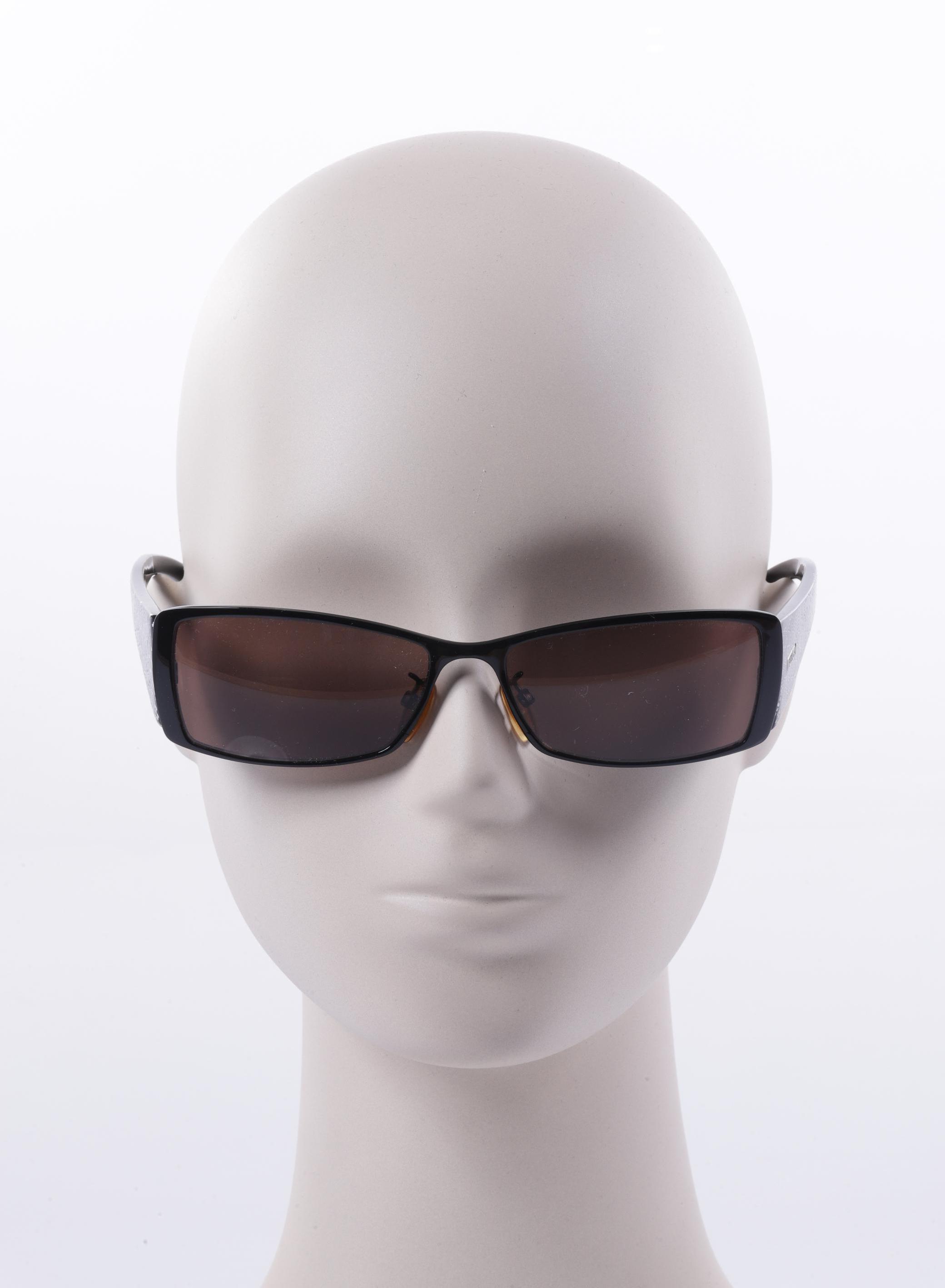 

Furla Damen Sonnenbrille, schwarz, Gr.