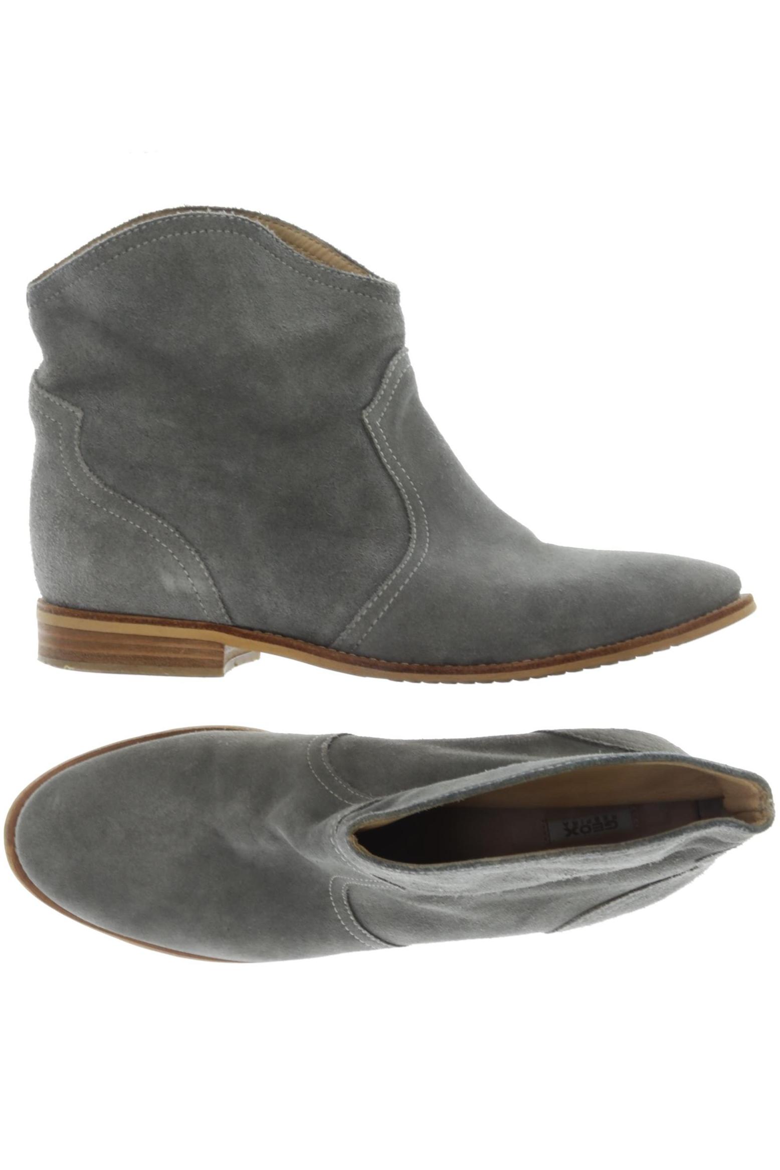 

Geox Damen Stiefelette, grau, Gr. 39