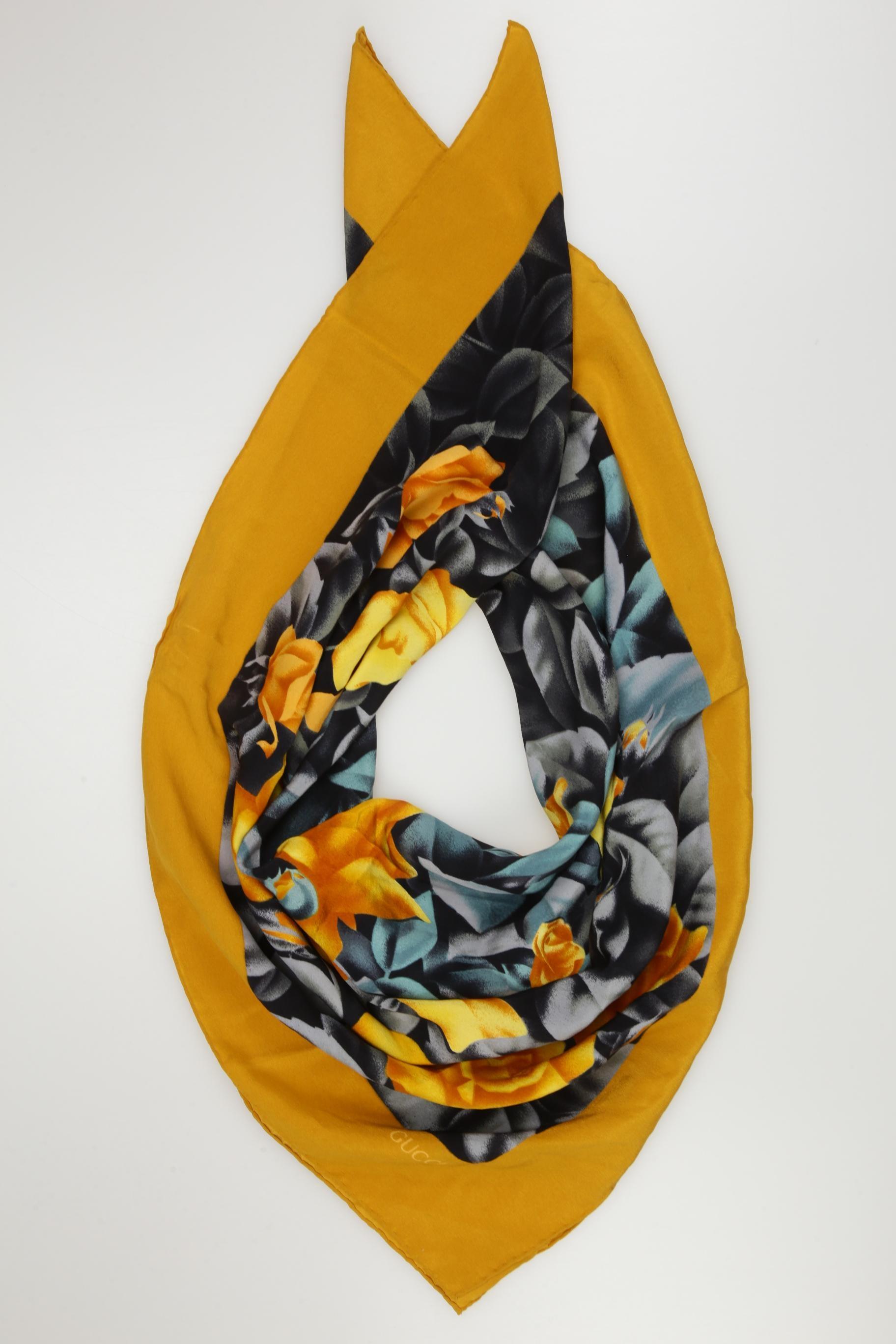 

Gucci Damen Schal, orange, Gr.