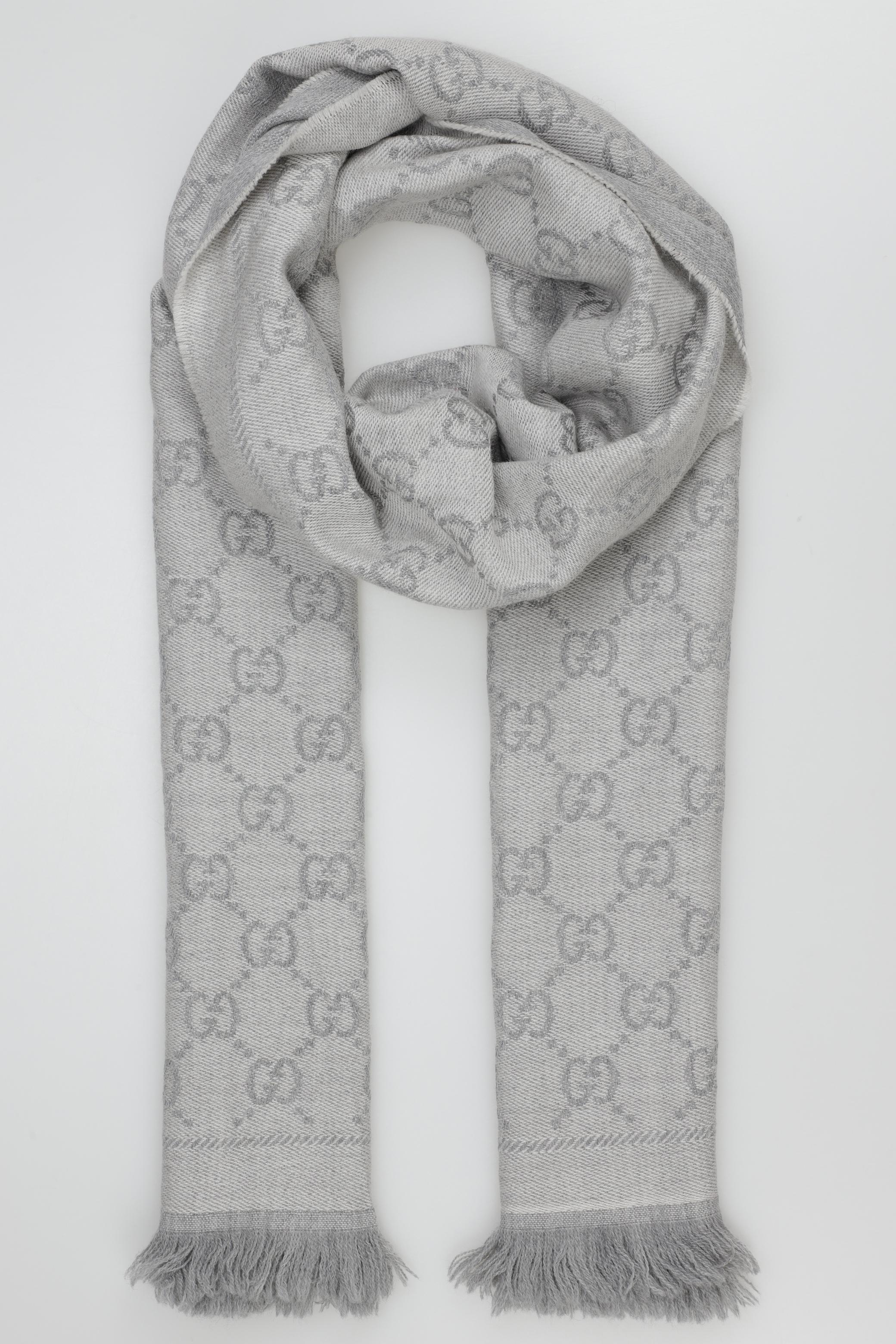 

Gucci Damen Schal, grau, Gr.