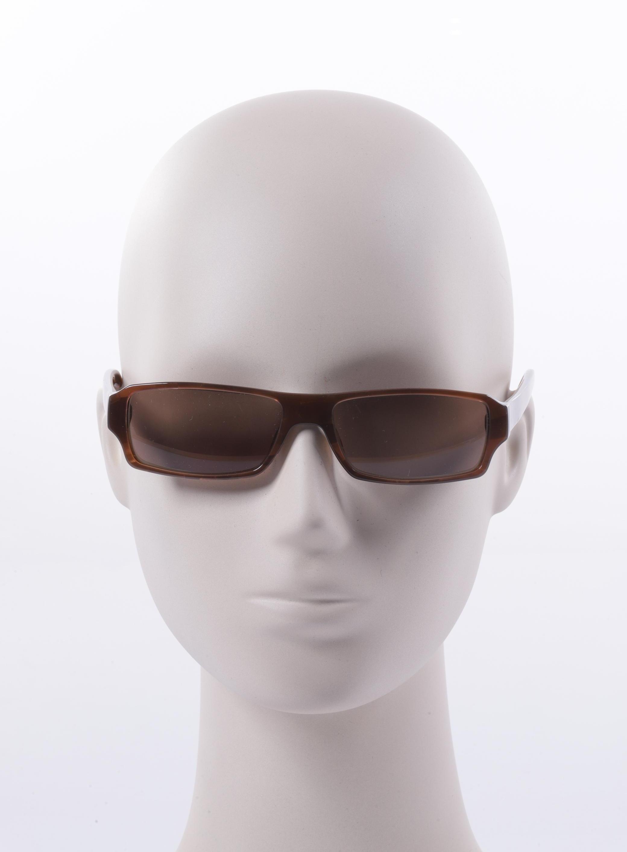 

Gucci Damen Sonnenbrille, braun, Gr.