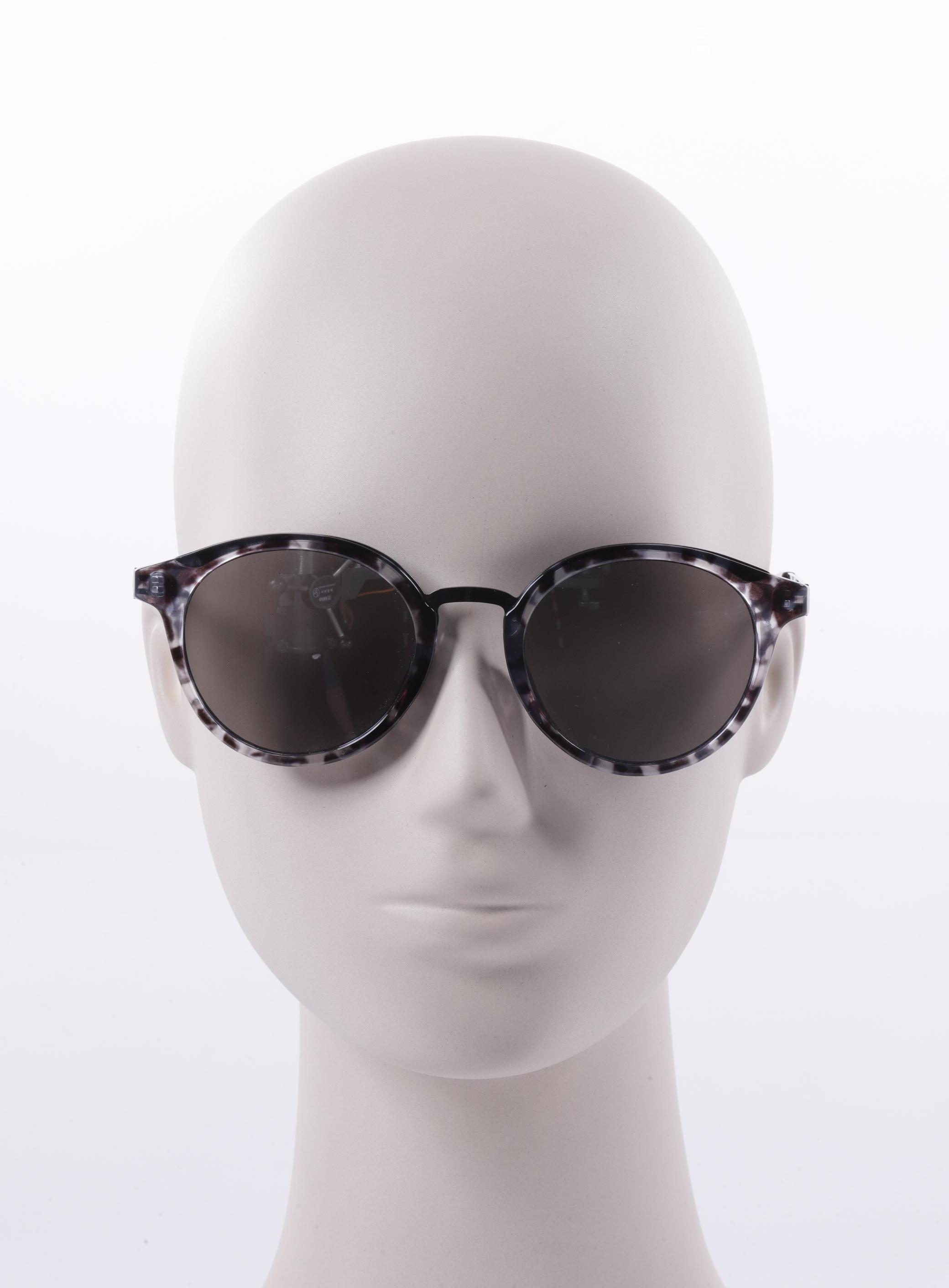 

Guess Damen Sonnenbrille, schwarz, Gr.