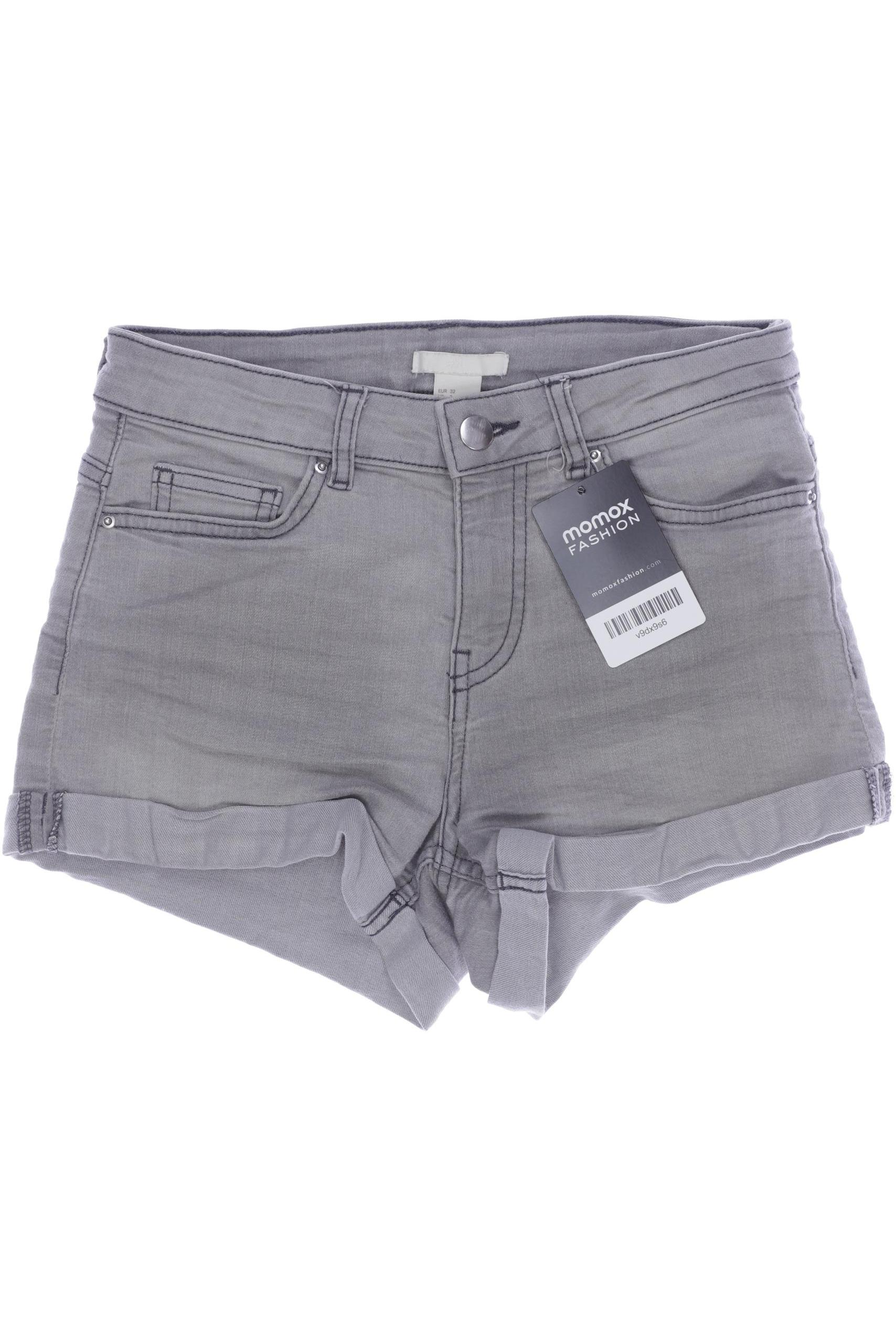 

H&M Damen Shorts, grau, Gr. 32