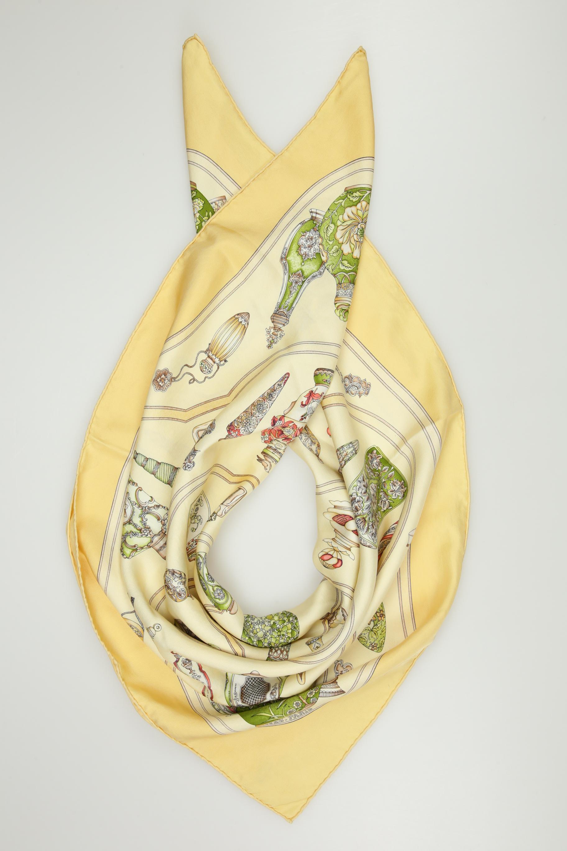 

Hermes Damen Schal, gelb, Gr.