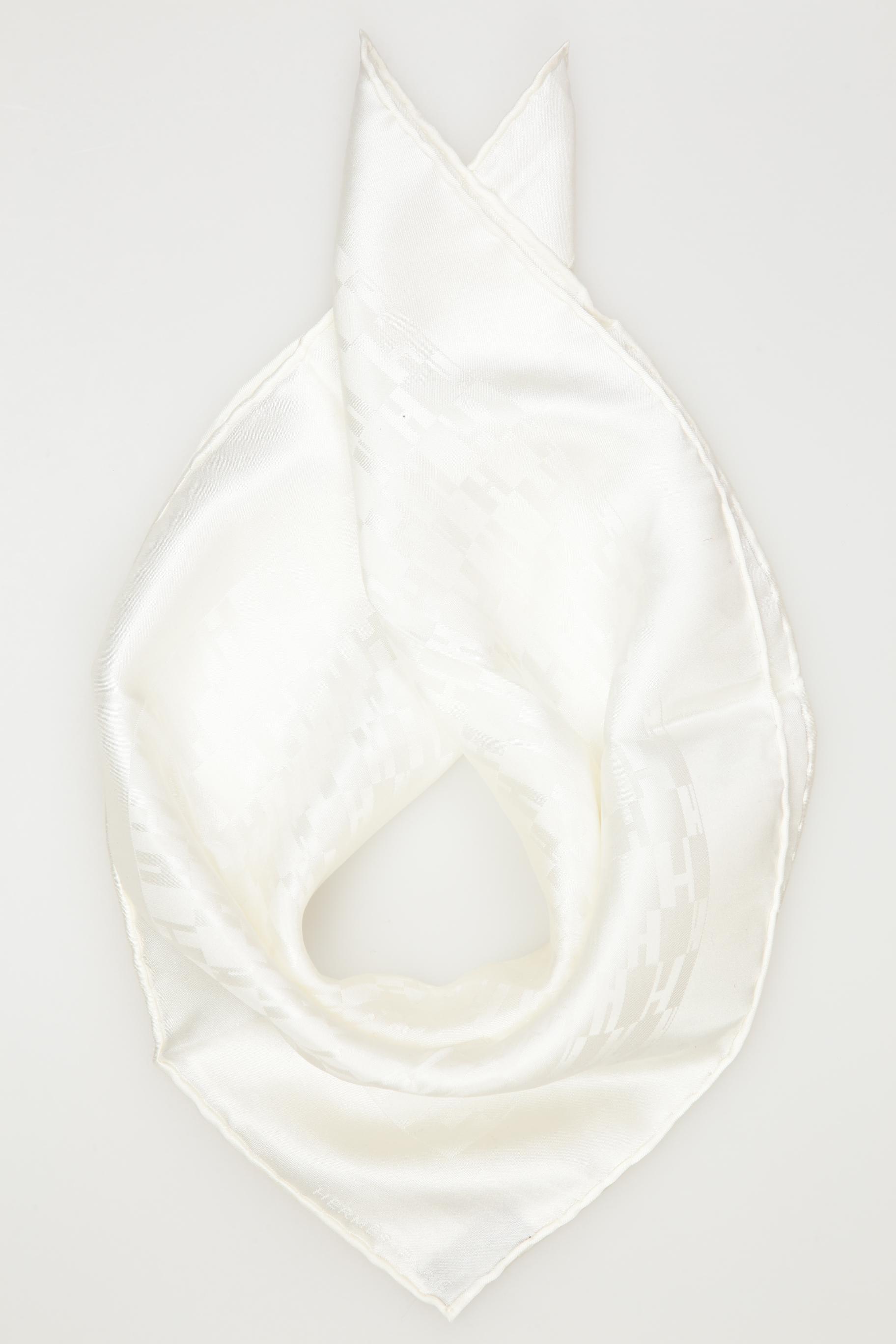 

Hermes Damen Schal, cremeweiß, Gr.