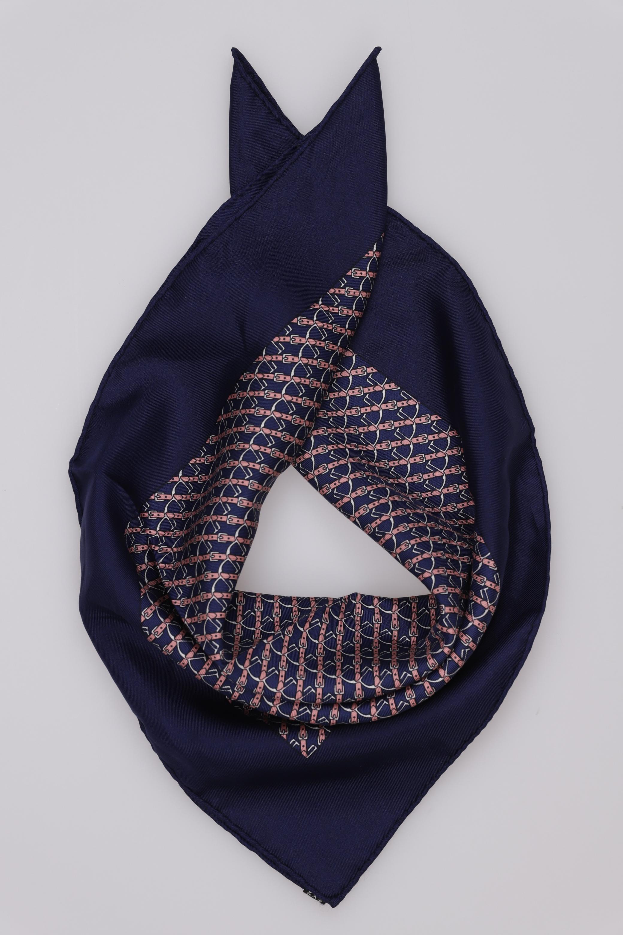 

Hermes Damen Schal, marineblau, Gr.