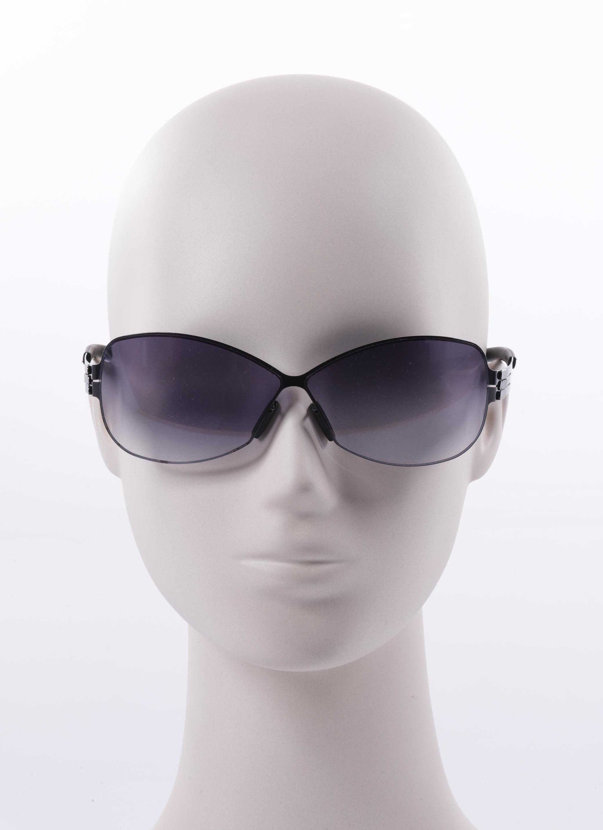 

ic! berlin Damen Sonnenbrille, schwarz, Gr.