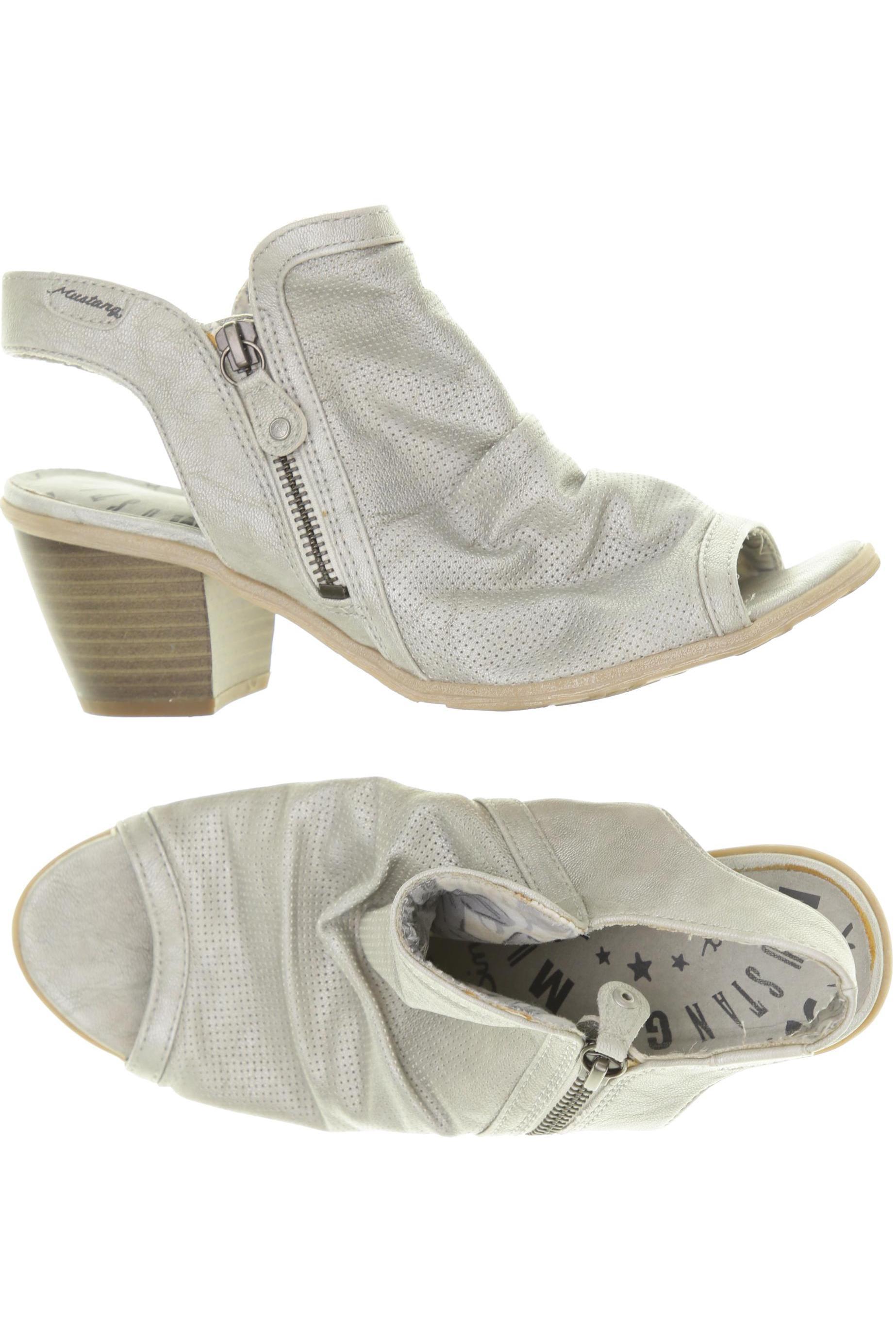 

Mustang Damen Sandale, silber, Gr. 39