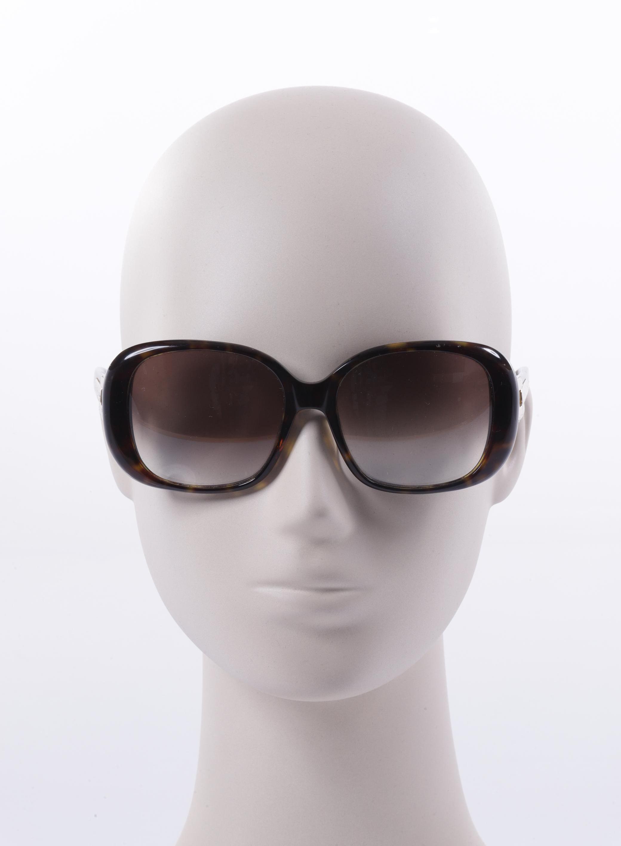 

Marc by Marc Jacobs Damen Sonnenbrille, braun, Gr.