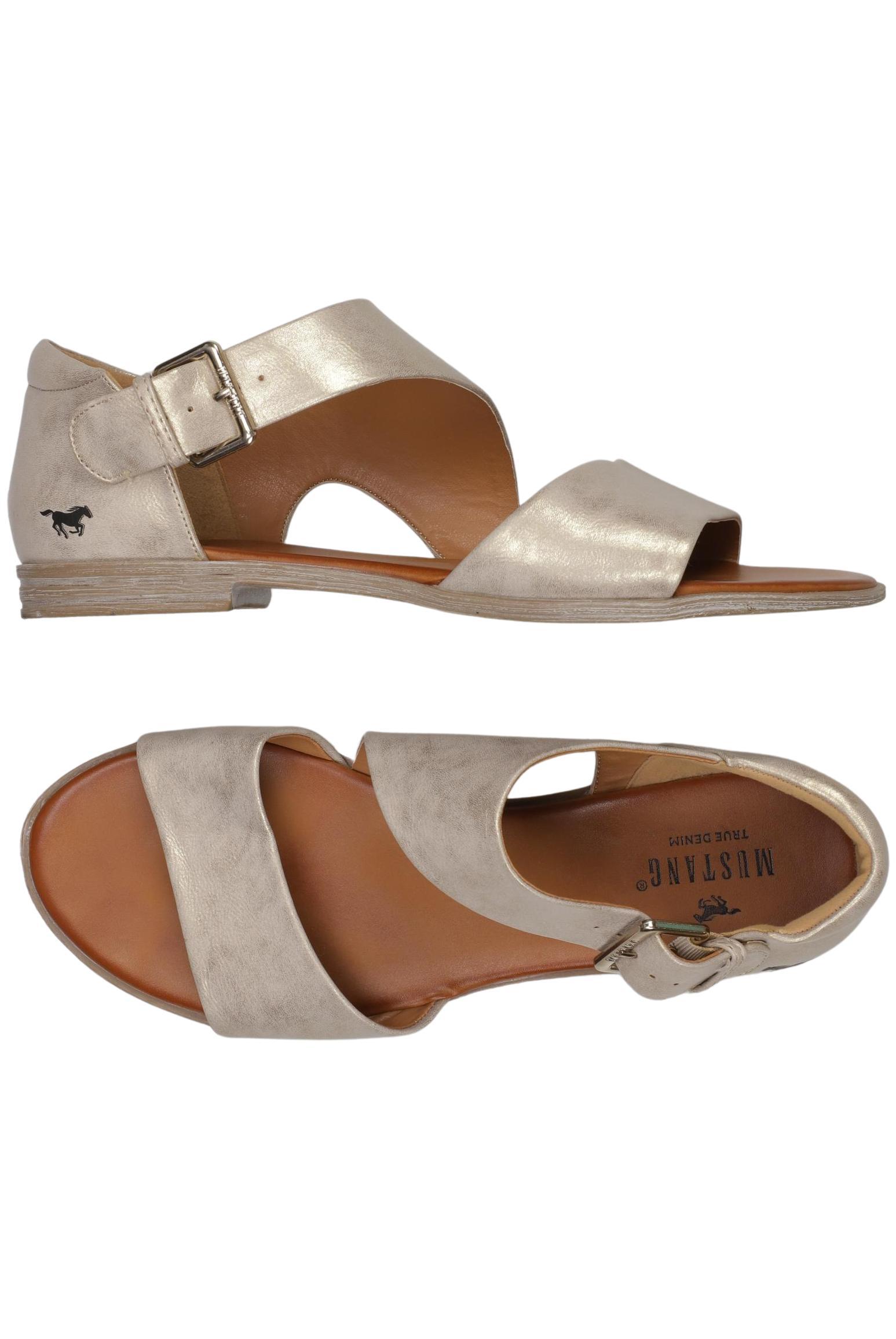 

Mustang Damen Sandale, gold, Gr. 40