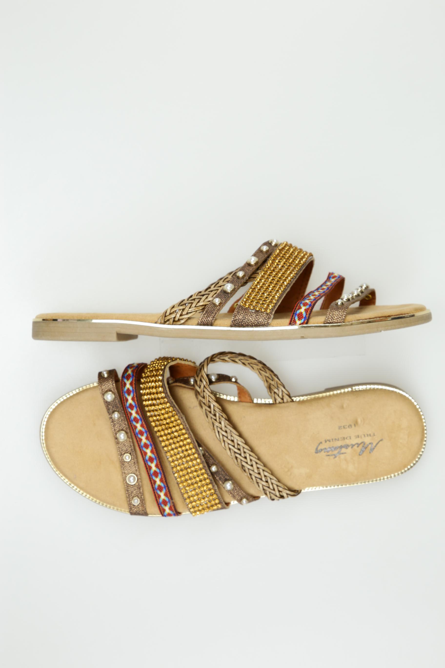 

Mustang Damen Sandale, beige, Gr. 42