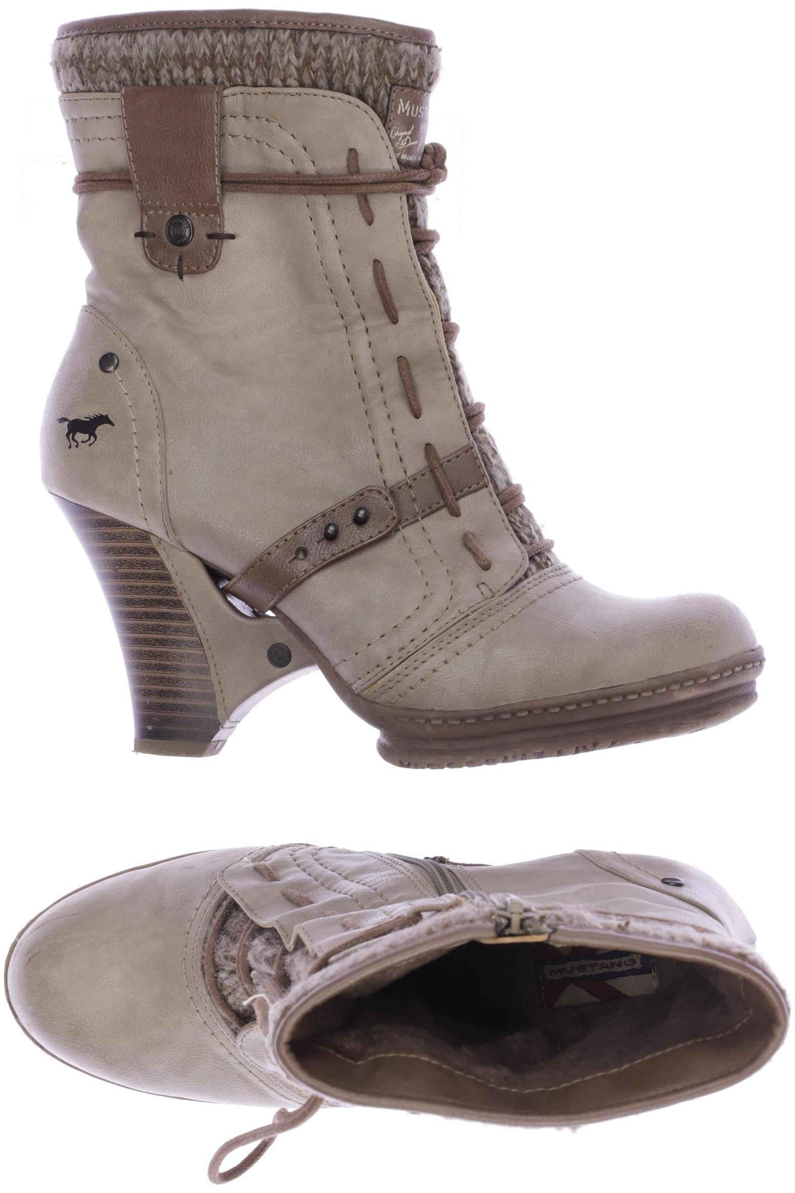 

Mustang Damen Stiefel, beige, Gr. 39