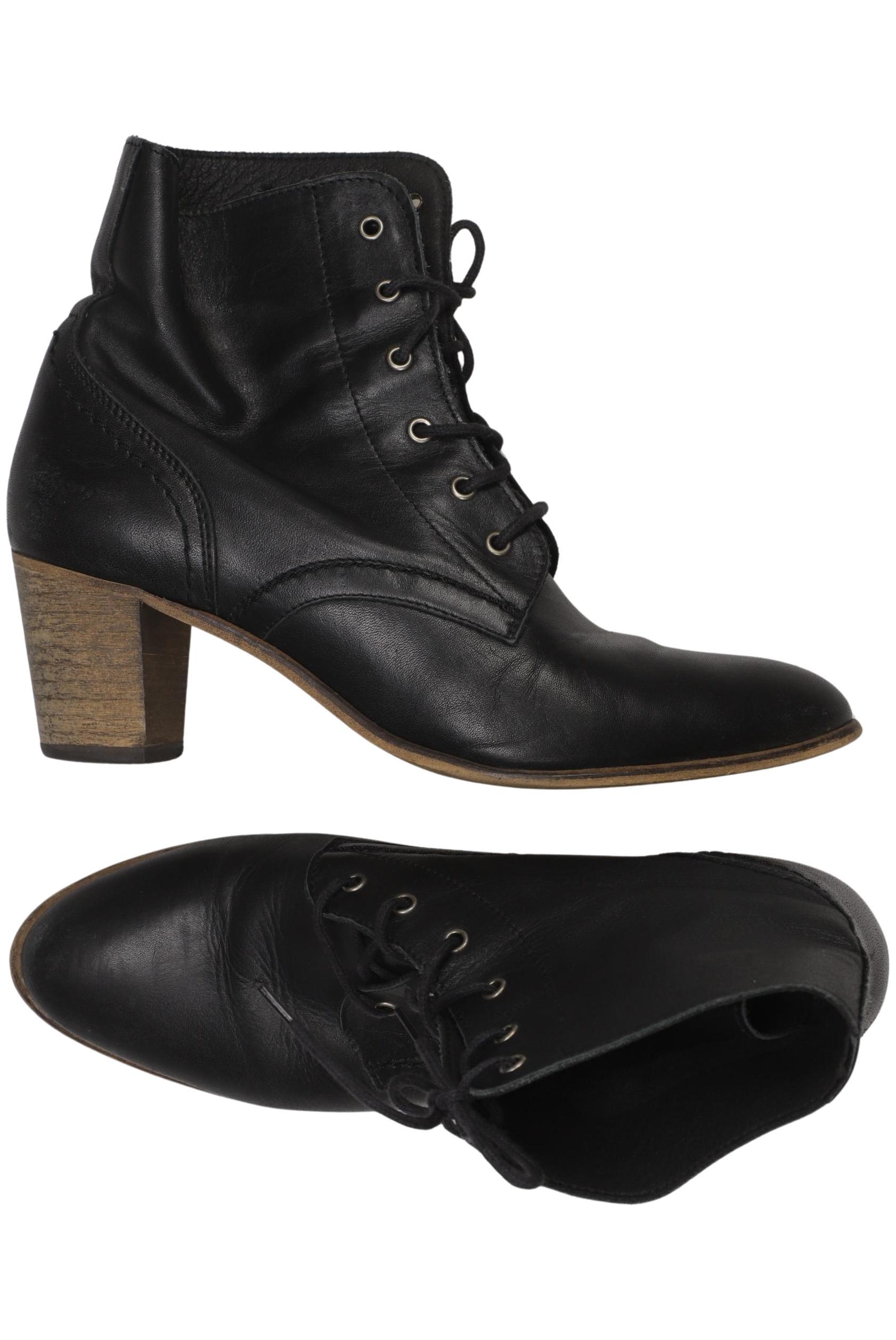 

Mustang Damen Stiefelette, schwarz, Gr. 39