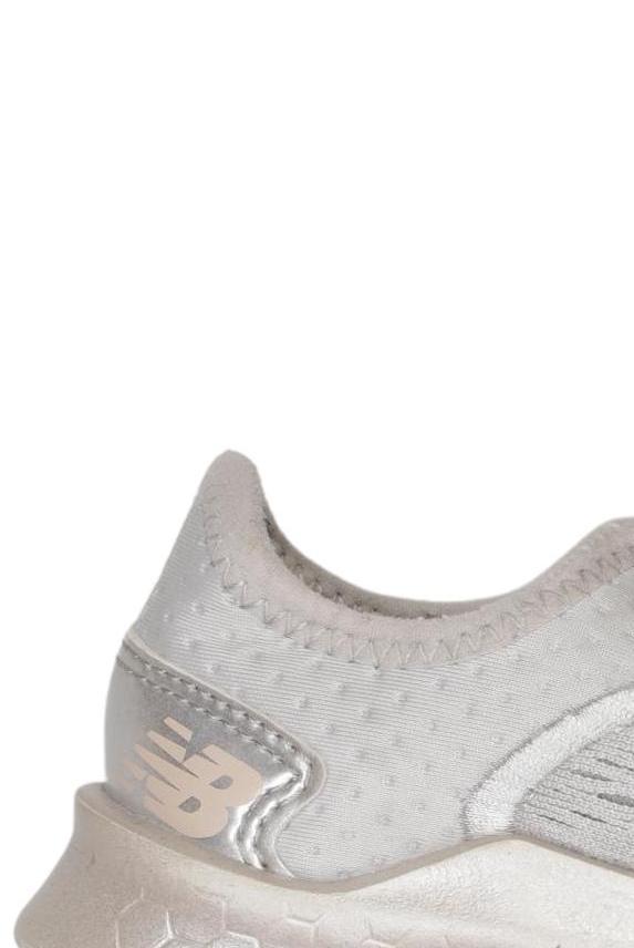 Thumbnail - New Balance Mädchen Kinderschuhe, silber, Gr. 28
