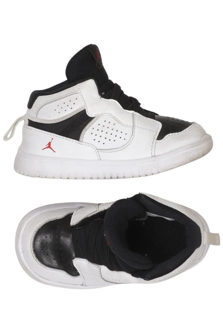 

Nike Air Jordan Jungen Kinderschuhe, mehrfarbig, Gr. 23