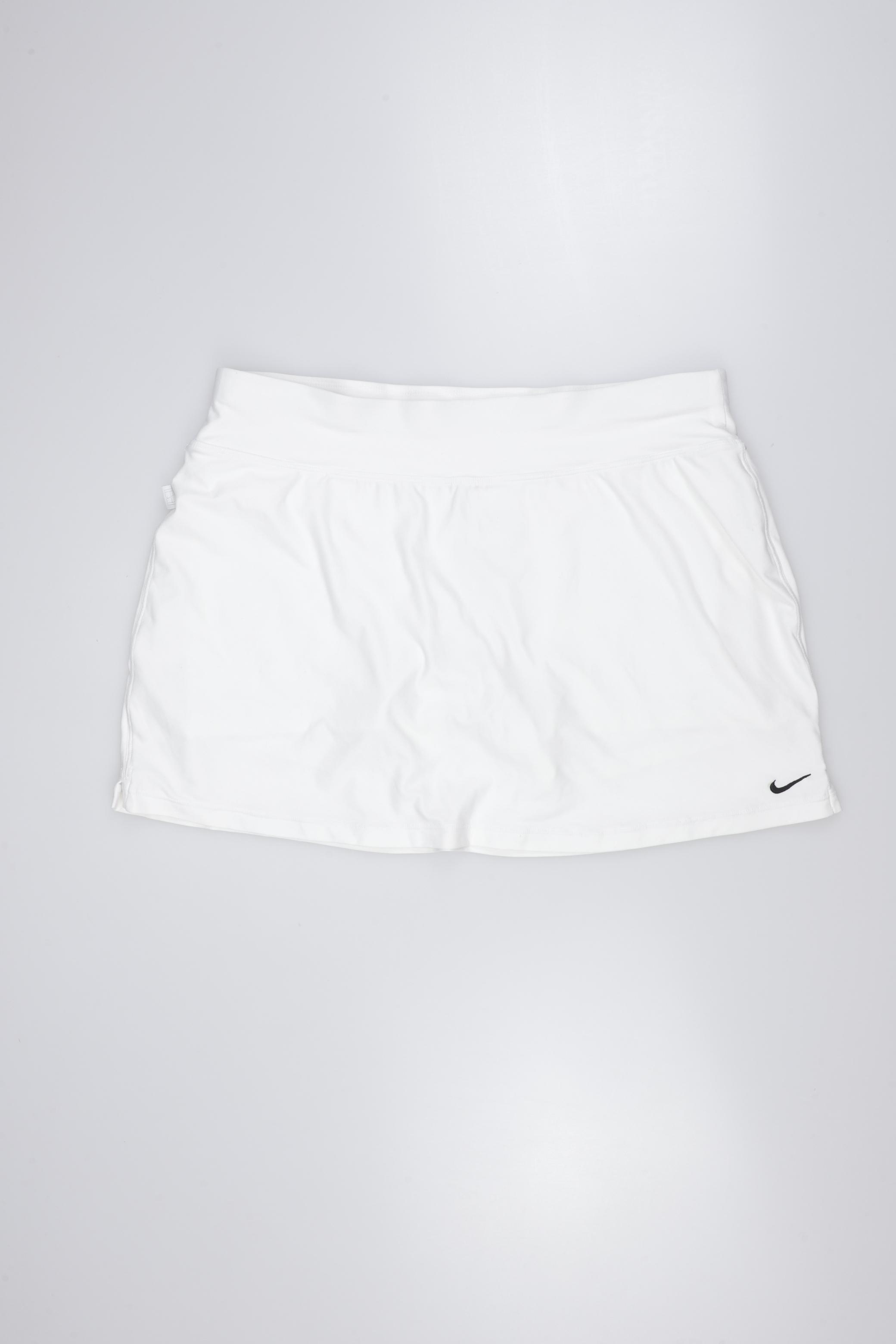 

Nike Damen Shorts, cremeweiß, Gr. 44