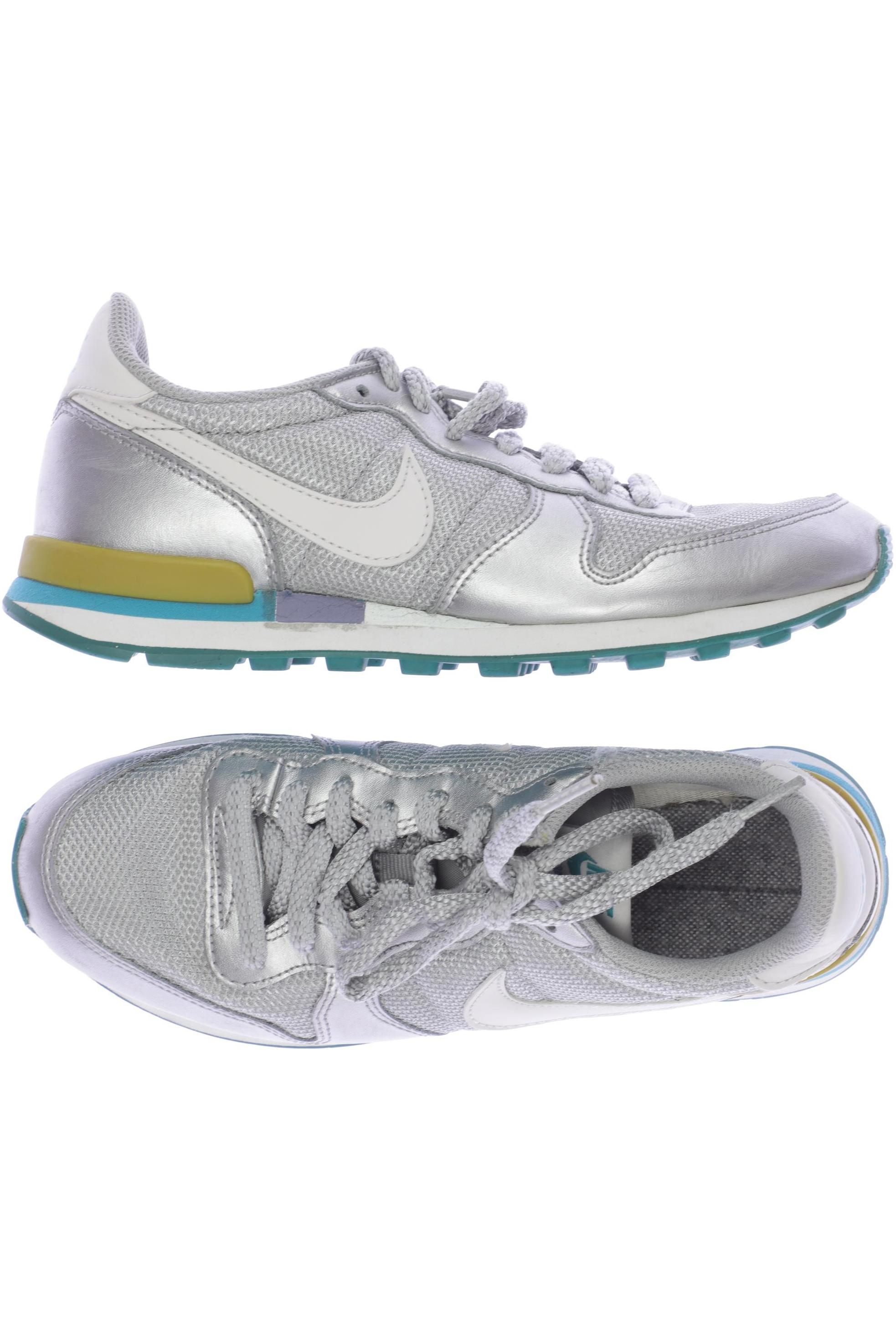 

Nike Damen Sneakers, silber, Gr. 36.5