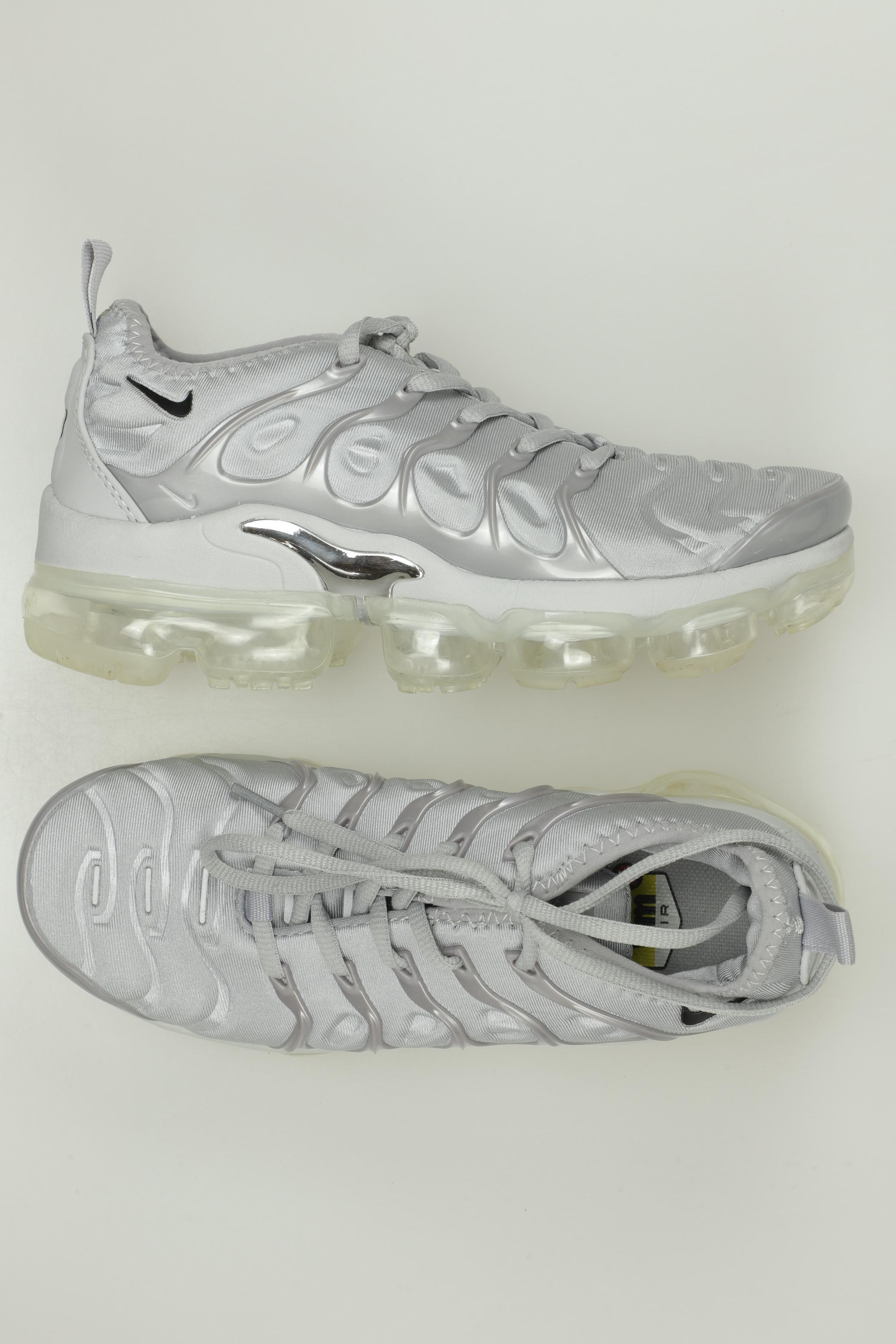 

Nike Damen Sneakers, grau, Gr. 37.5