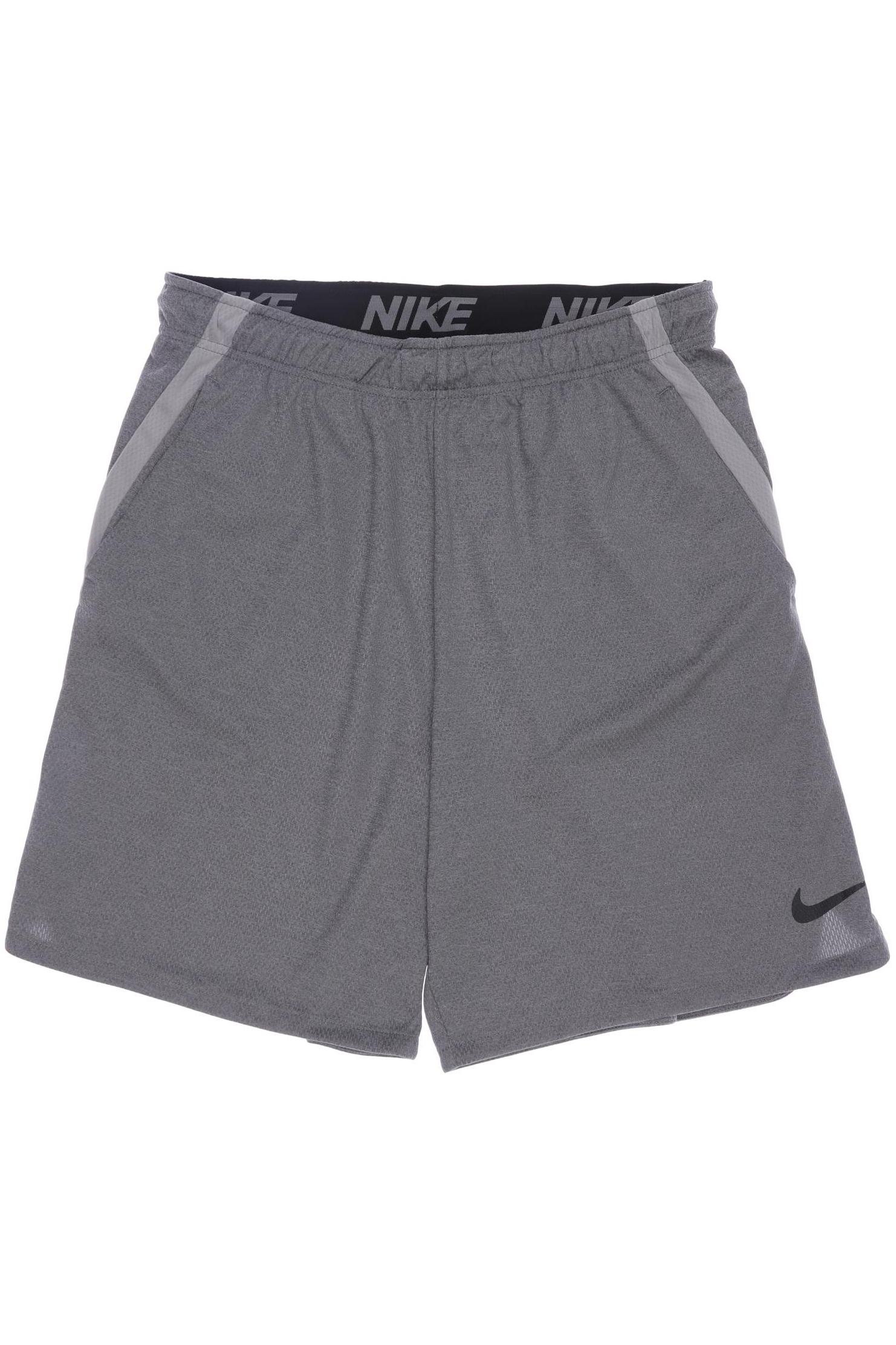 

Nike Herren Shorts, grau, Gr. 54