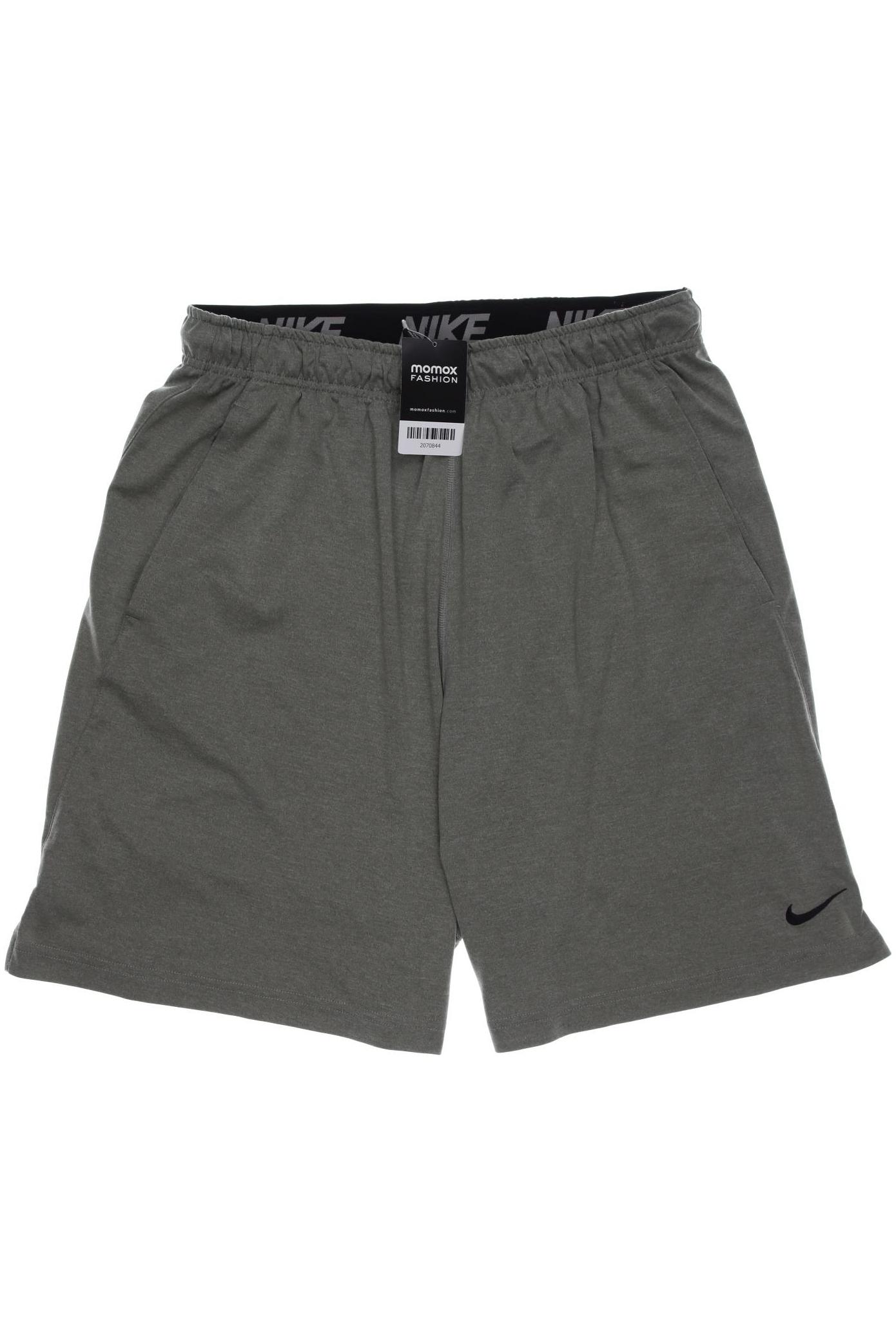 

Nike Herren Shorts, grün, Gr. 54