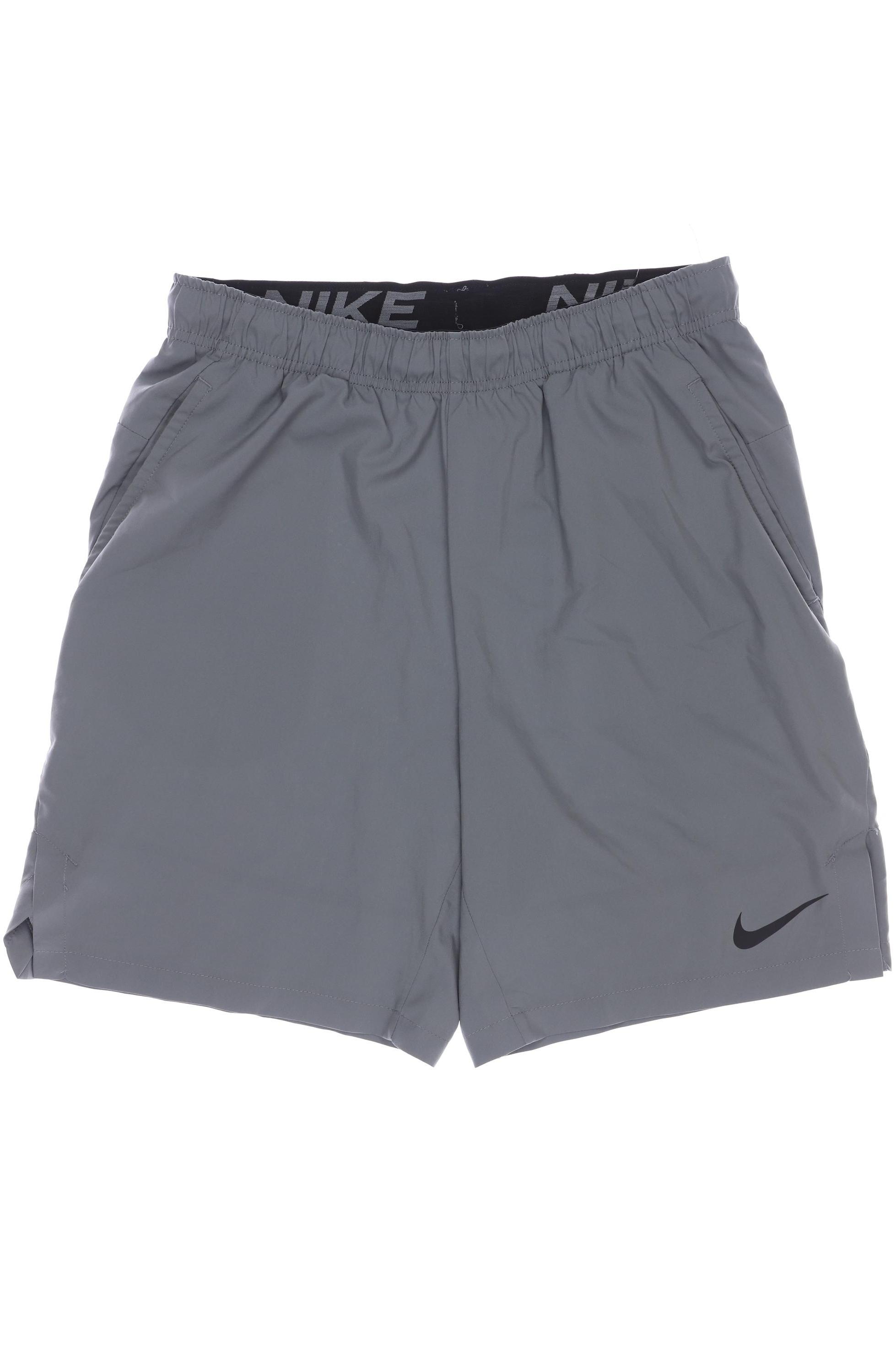 

Nike Herren Shorts, grau, Gr. 48