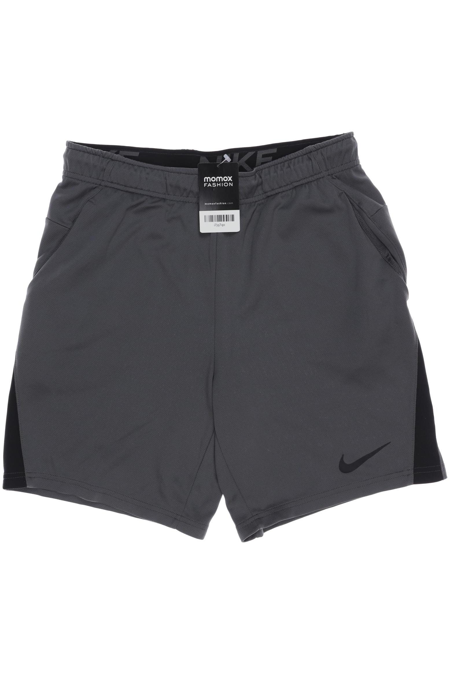 

Nike Herren Shorts, grau, Gr. 48