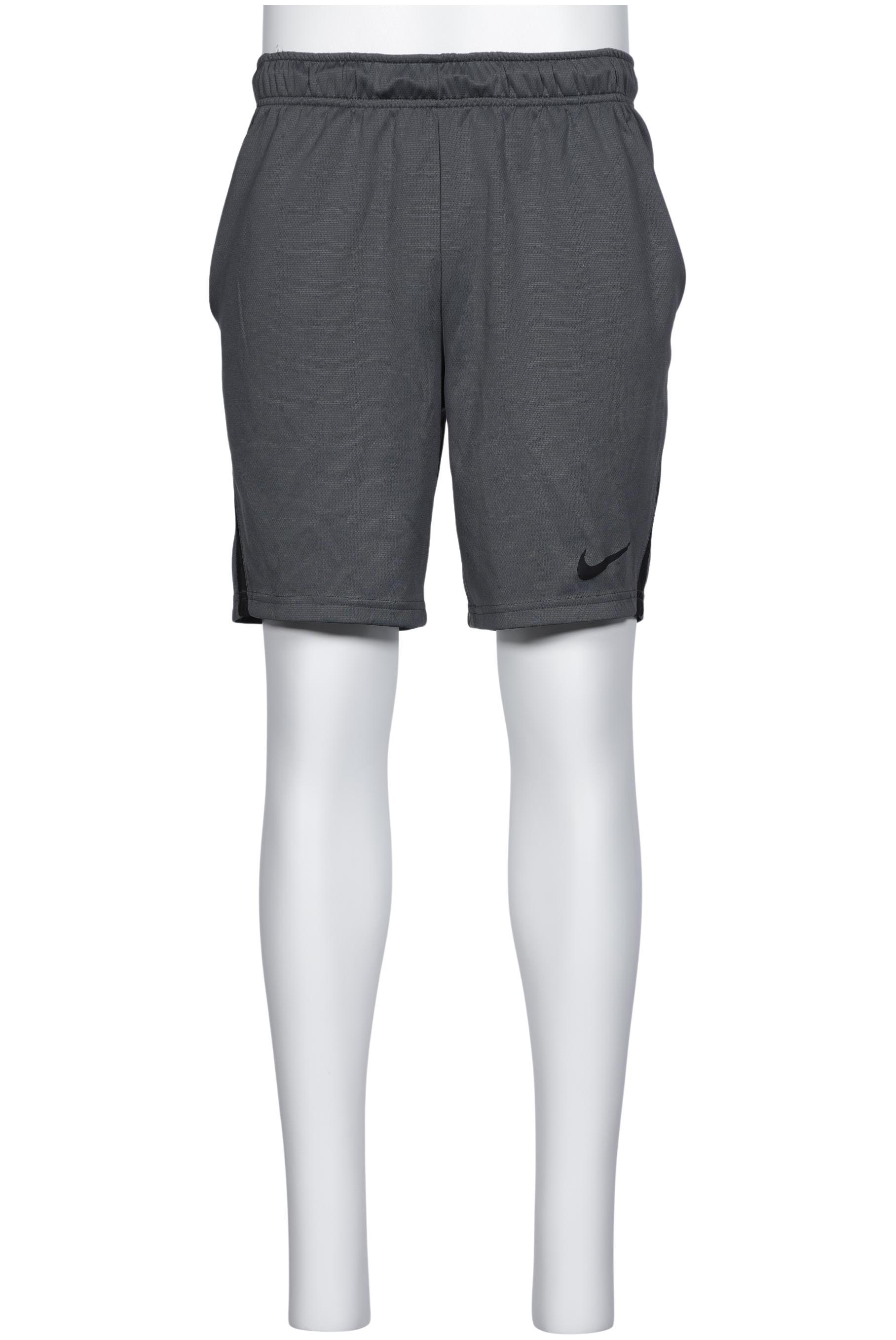 

Nike Herren Shorts, grau, Gr. 48