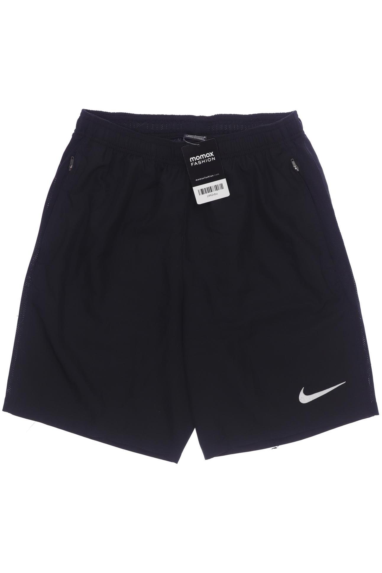 

Nike Herren Shorts, schwarz, Gr. 48