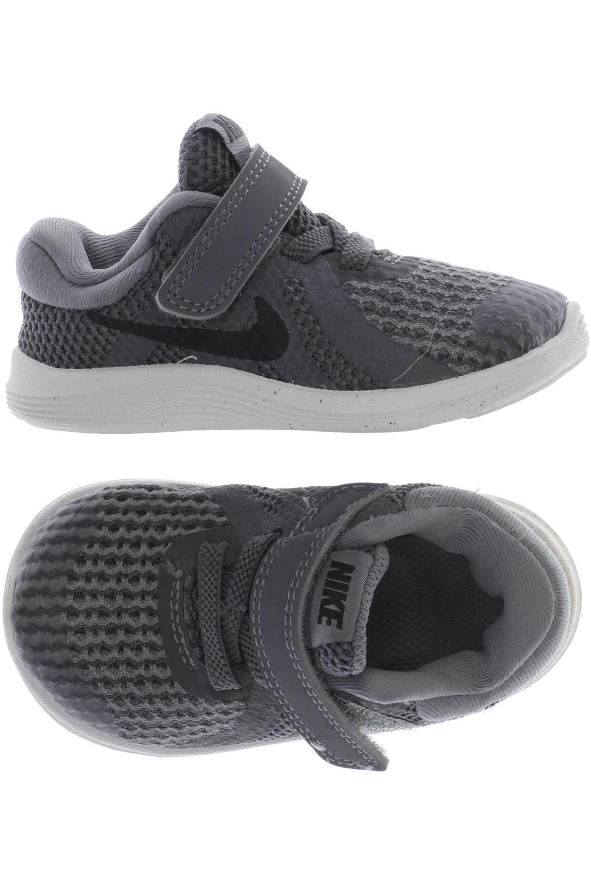 

Nike Jungen Kinderschuhe, grau, Gr. 19