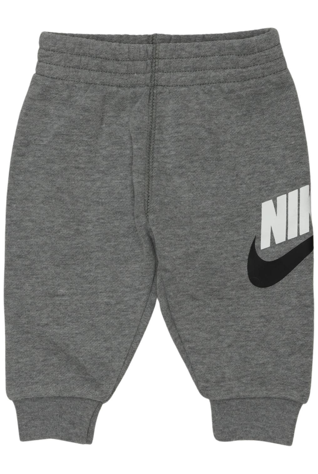 

Nike Jungen Stoffhose, grau, Gr. 56