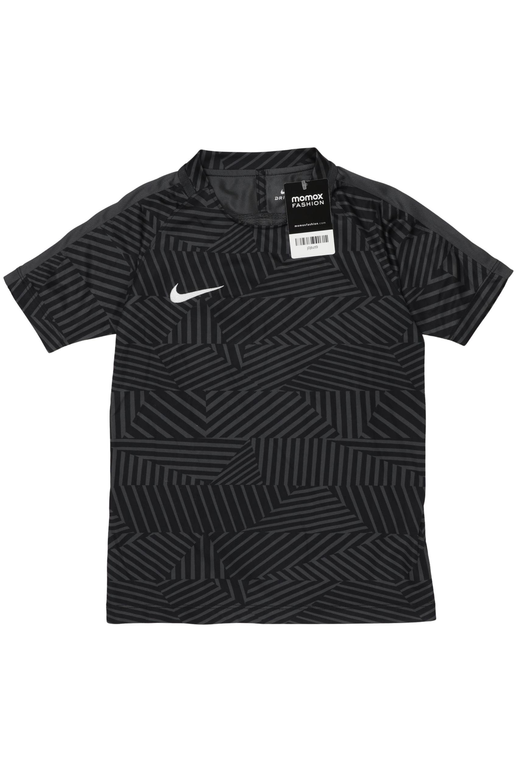 

Nike Jungen T-Shirt, schwarz, Gr. 122