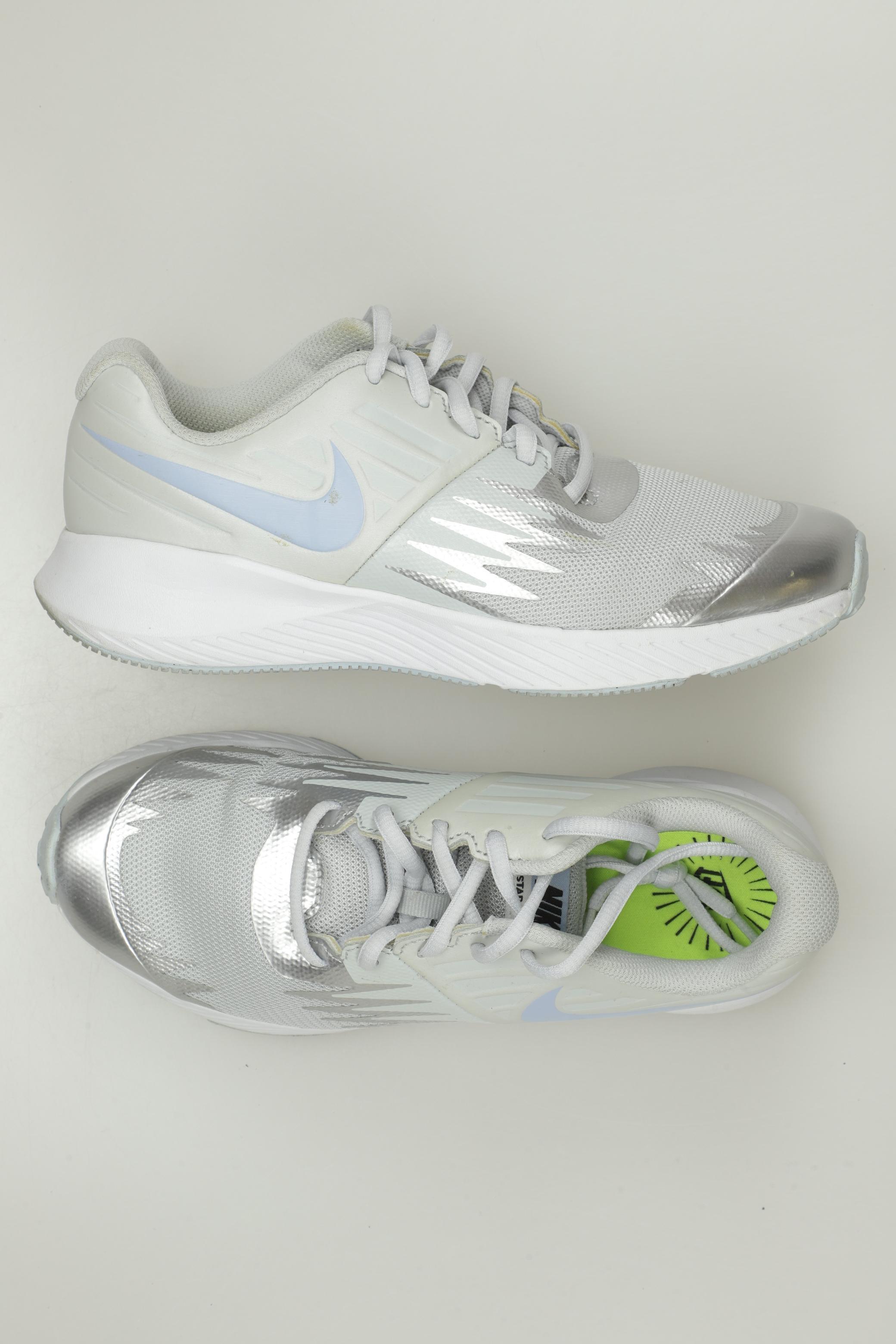 

Nike Running Damen Sneakers, grau, Gr. 36.5