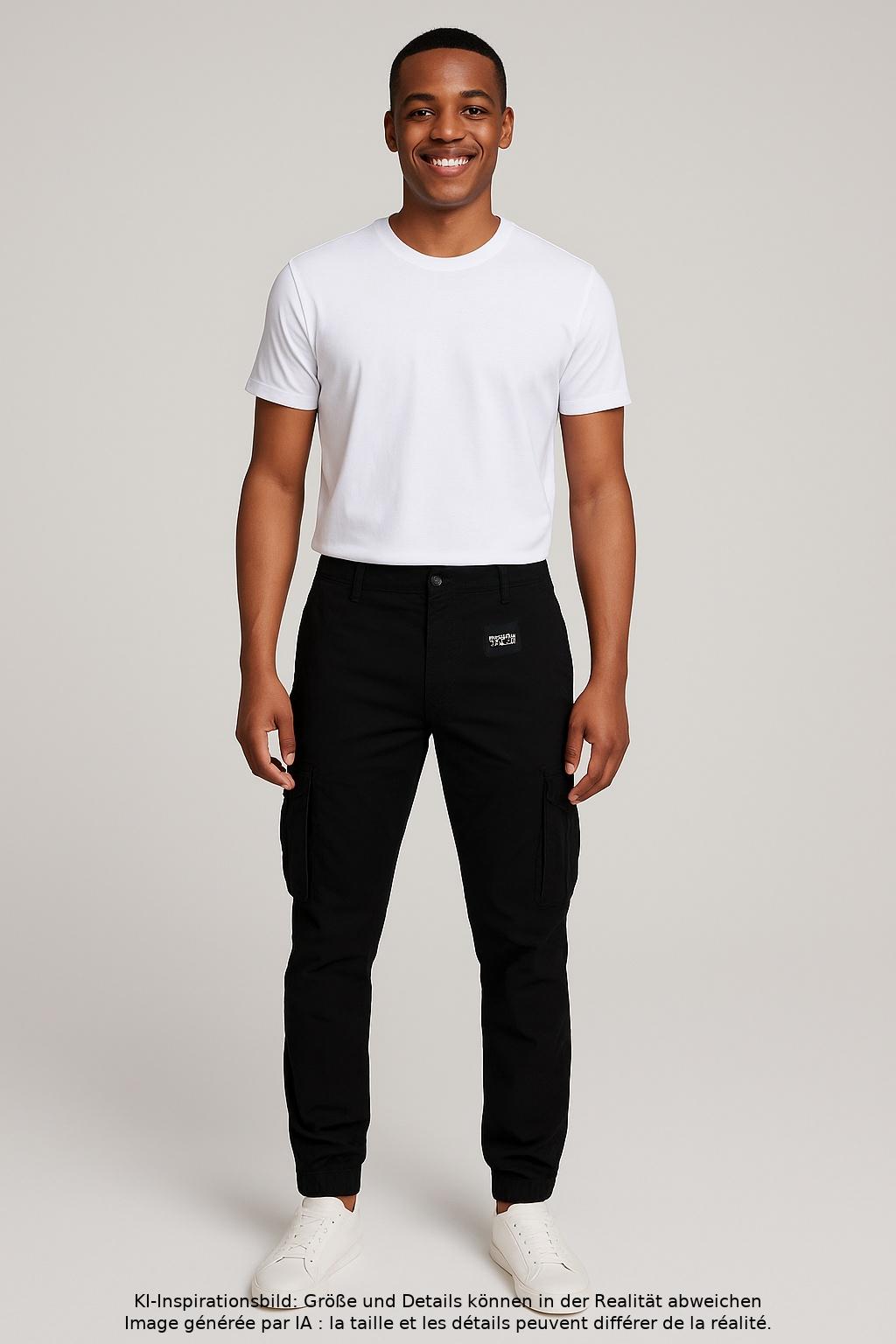 

QS by s.Oliver Herren Stoffhose, schwarz, Gr. 36