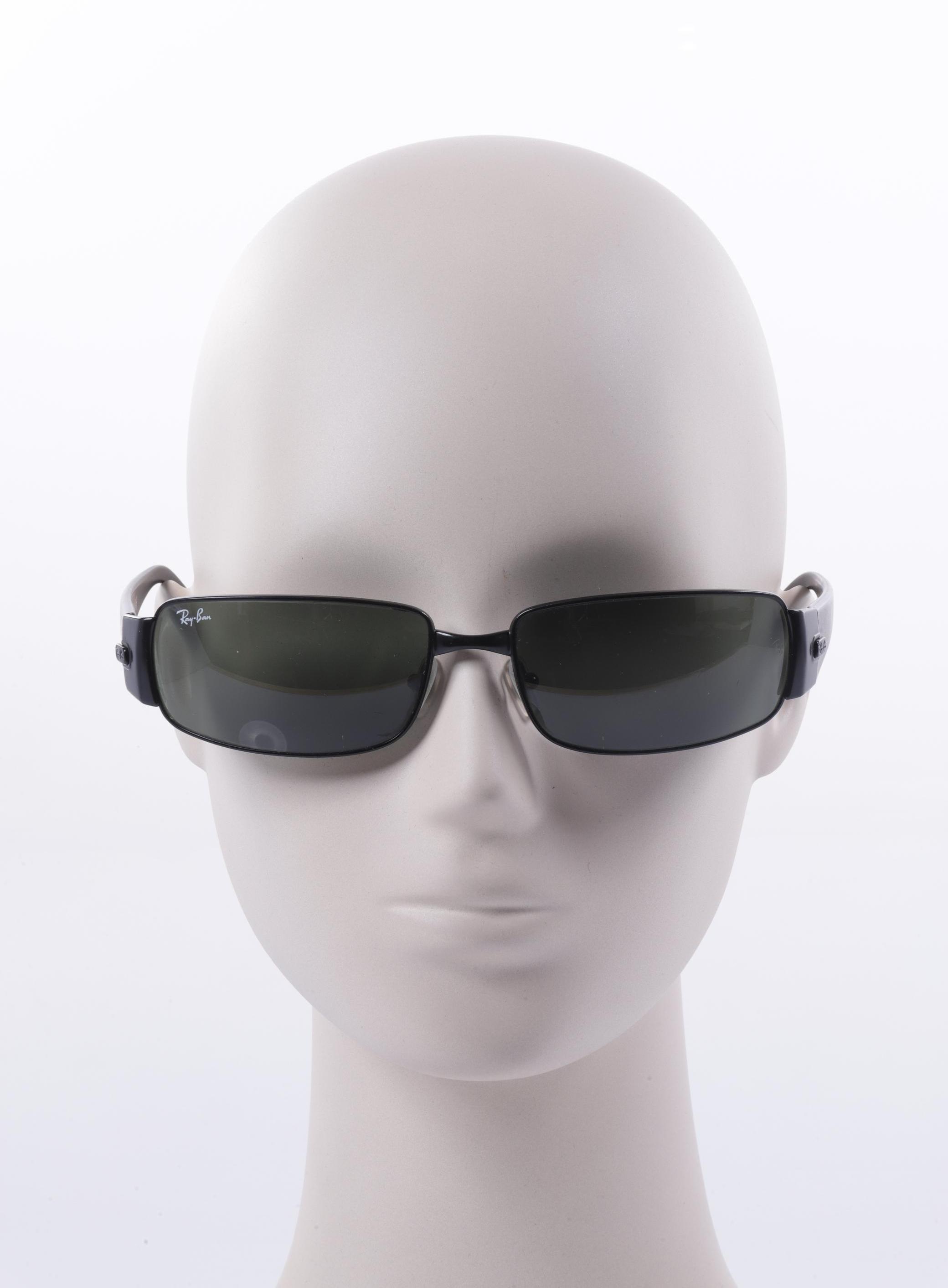 

Ray-Ban Damen Sonnenbrille, schwarz, Gr.