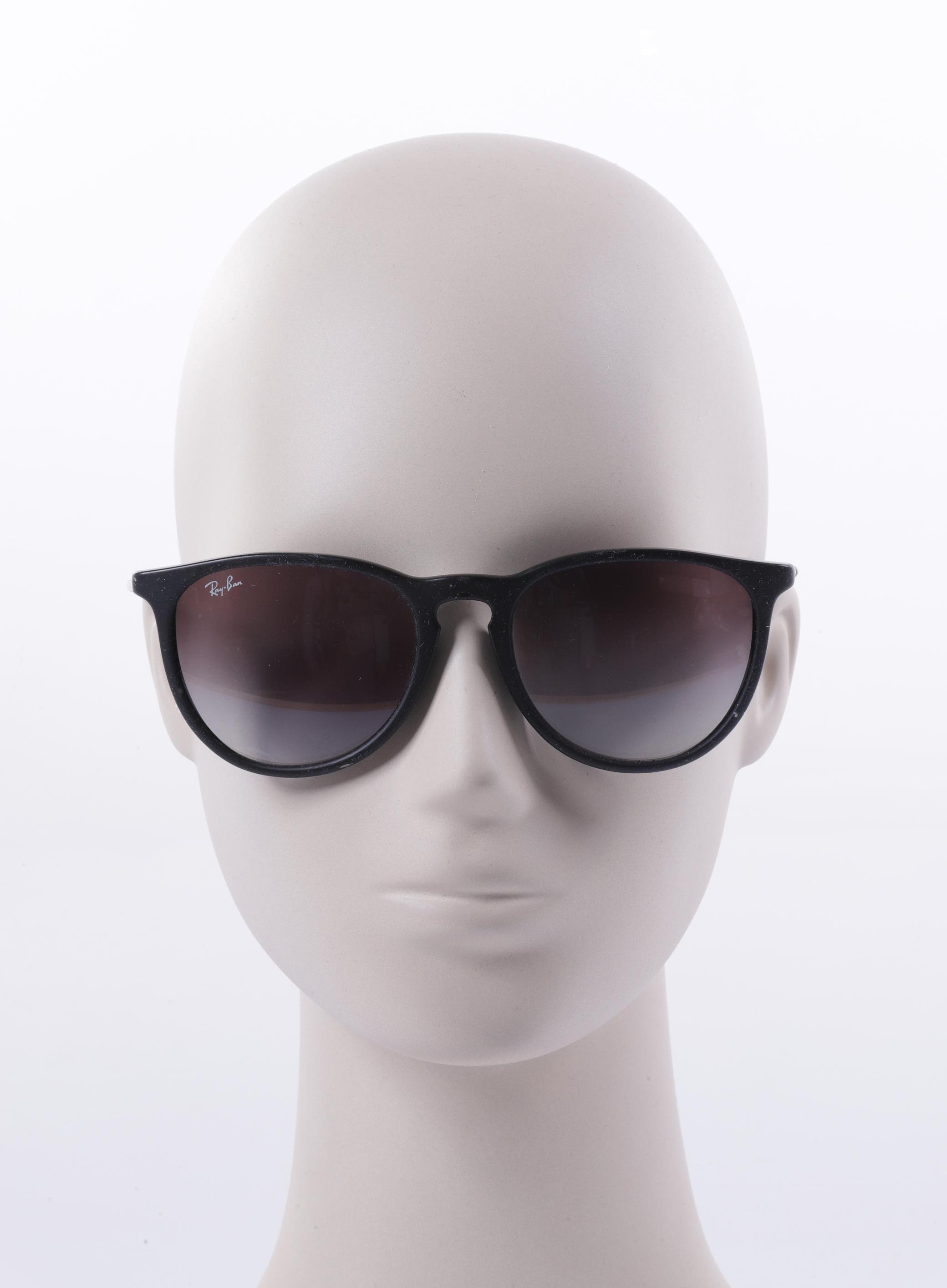 

Ray-Ban Damen Sonnenbrille, schwarz, Gr.