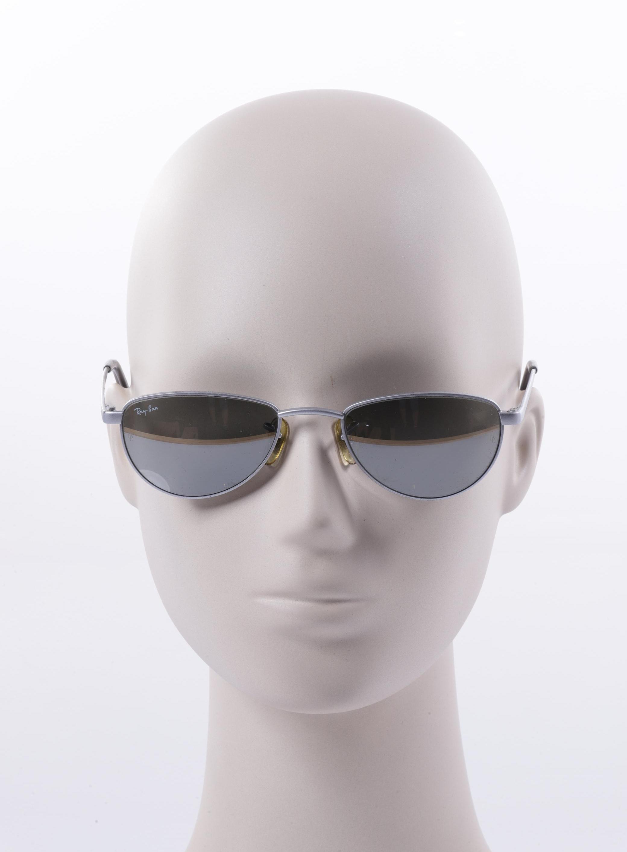 

Ray-Ban Damen Sonnenbrille, silber, Gr.