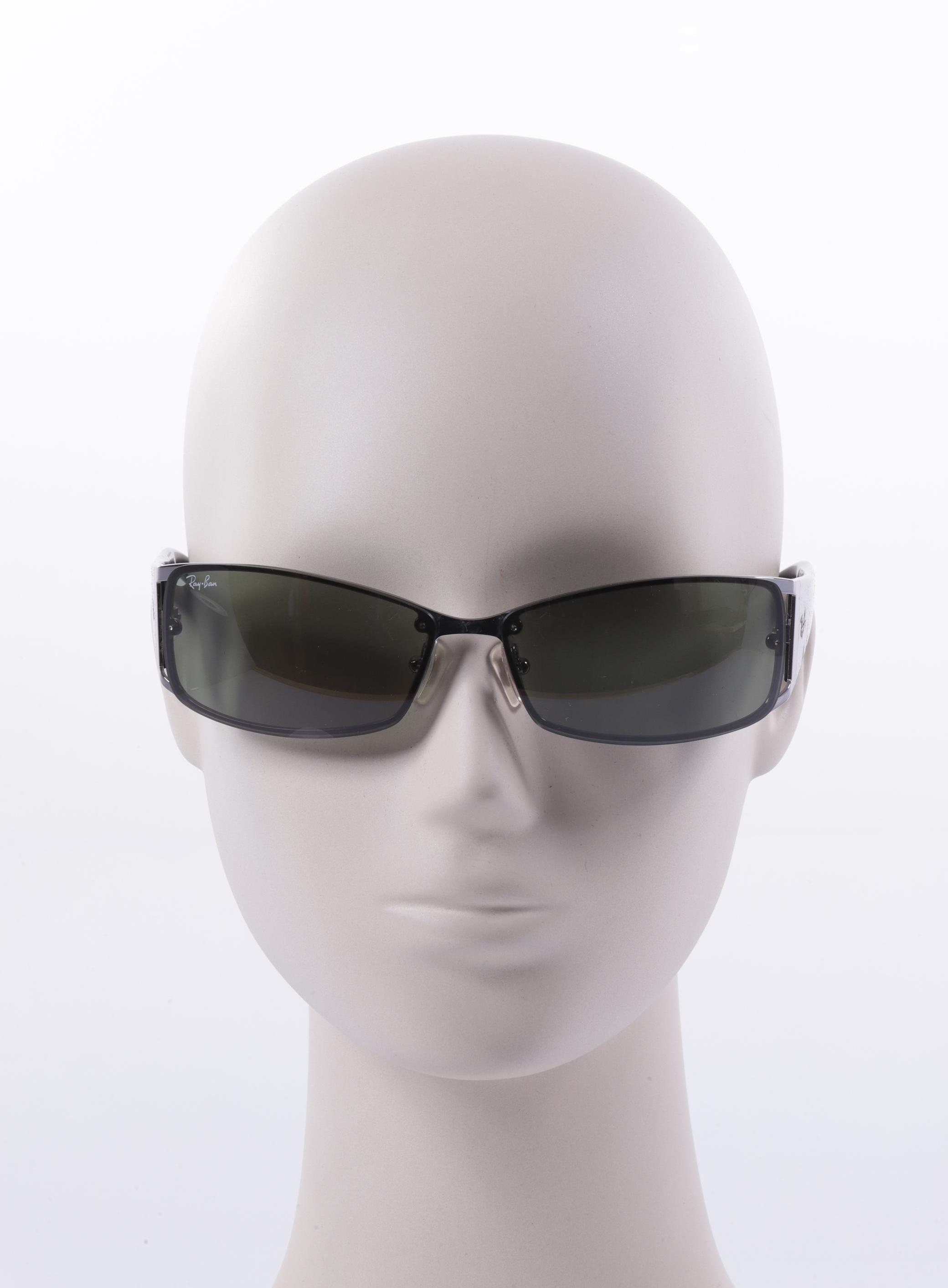 

Ray-Ban Damen Sonnenbrille, schwarz, Gr.